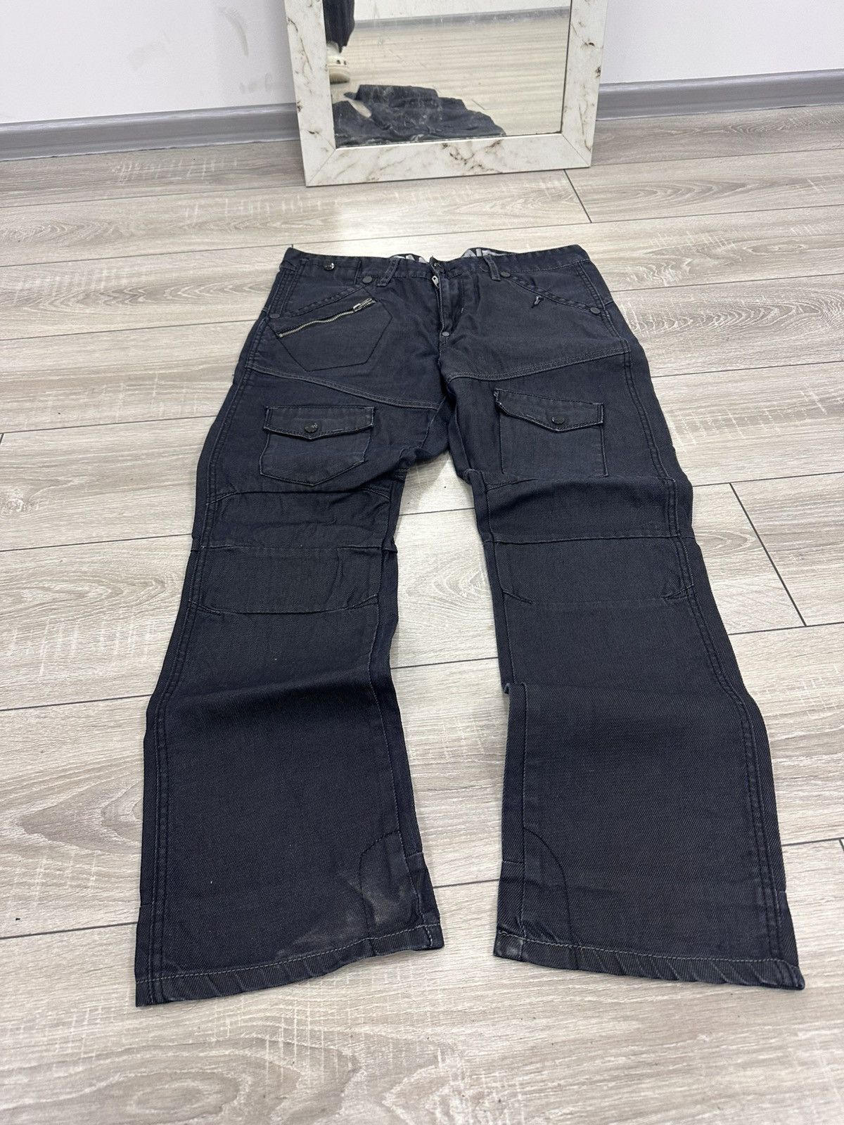 Japanese Brand Multipocket Cargo Enginereed Style Jeans Y2K Japanese Style Size US 32 / EU 48 - 2 Thumbnail