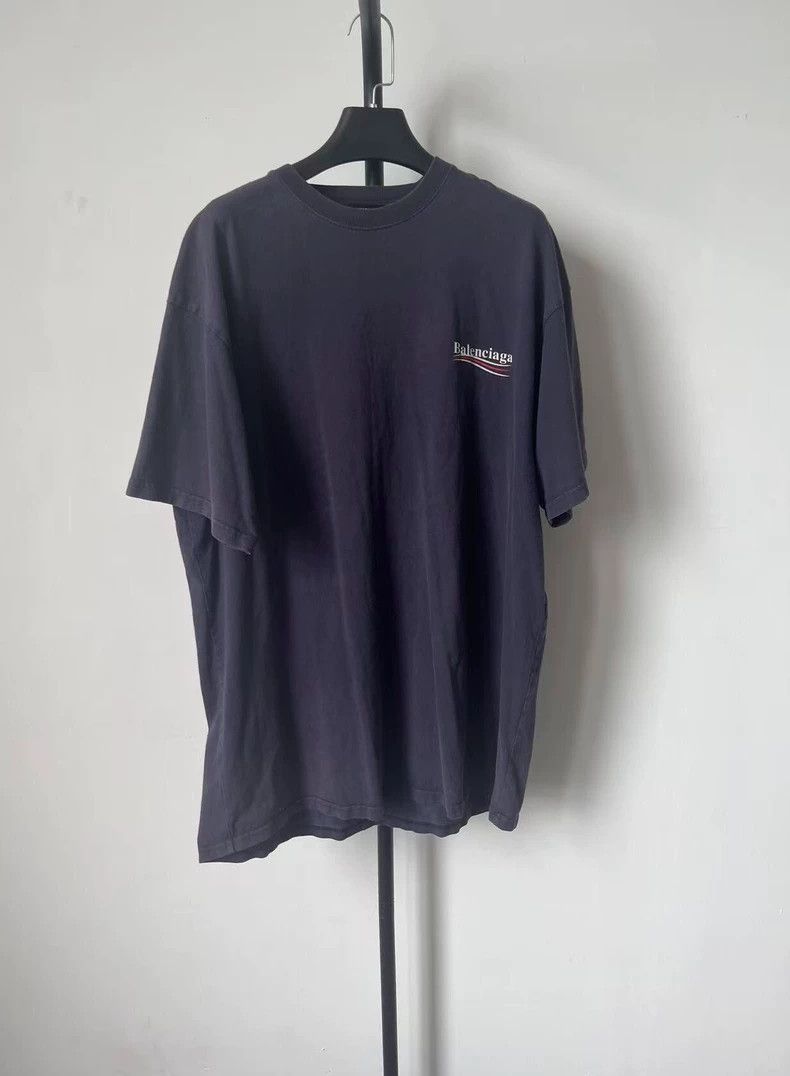 Balenciaga Balenciaga Solid Letter Crew Neck Short Sleeve Tee Size US M / EU 48-50 / 2 - 1 Thumbnail