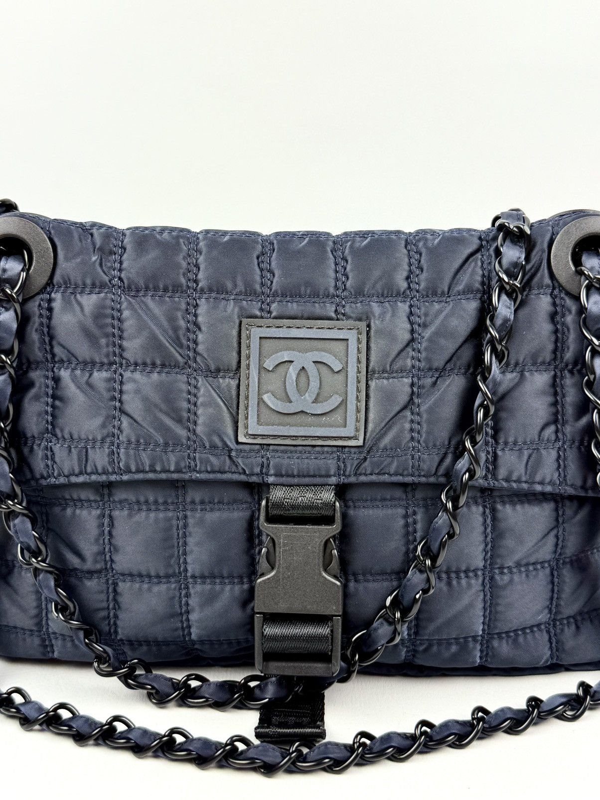 Chanel Chanel - Sports - 2004 - Quilted - Flap Size ONE SIZE - 4 Thumbnail