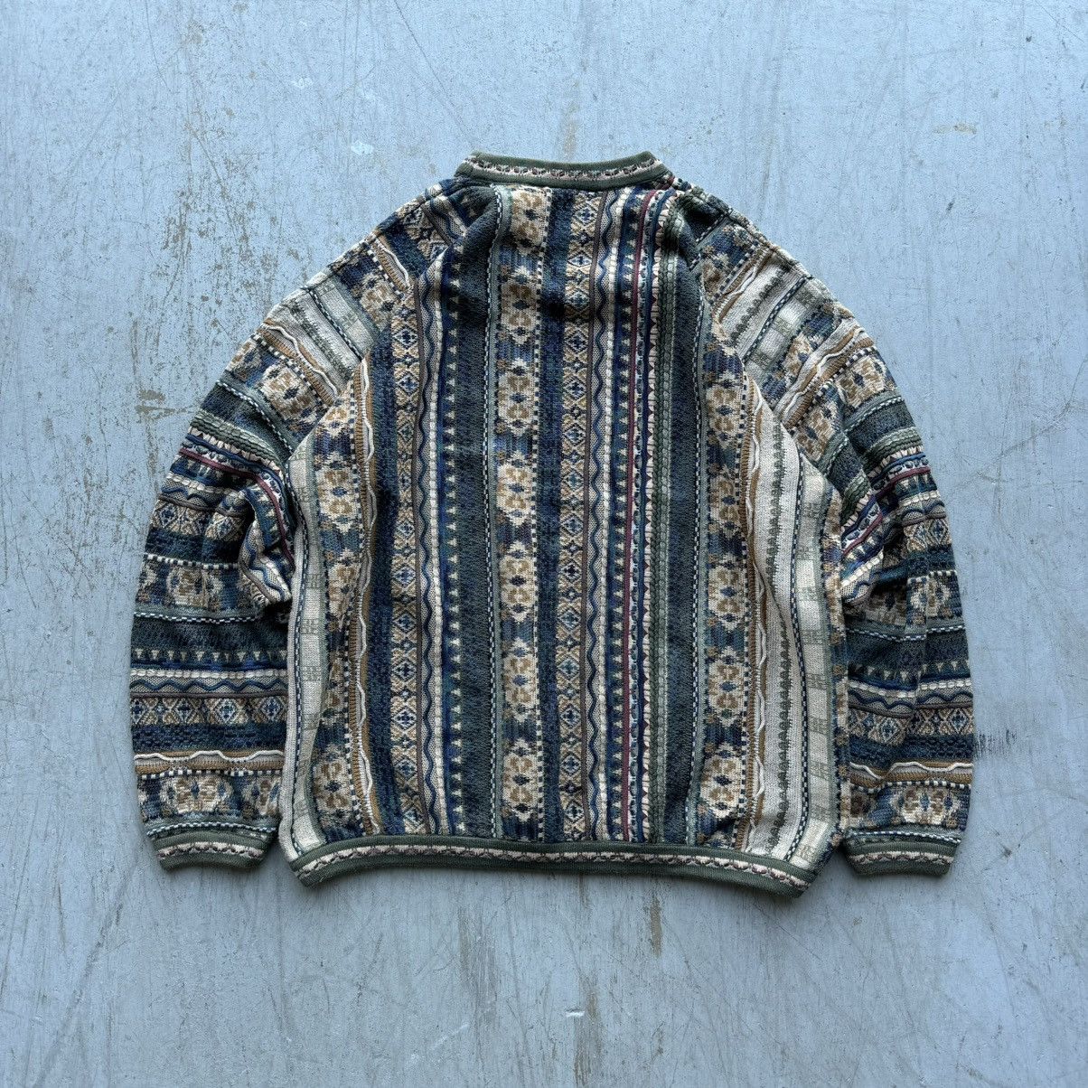 Coogi × Tundra × Vintage Vintage 90s Coogi Style Tundra Green Beige Sweater Sz XL Size US L / EU 52-54 / 3 - 4 Thumbnail