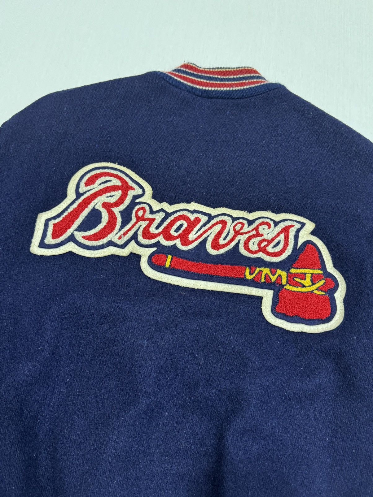 If Six Was Nine × Japanese Brand × Vintage Vintage Atlanta Braves De Long Leather Bomber Made in USA Size US S / EU 44-46 / 1 - 11 Thumbnail