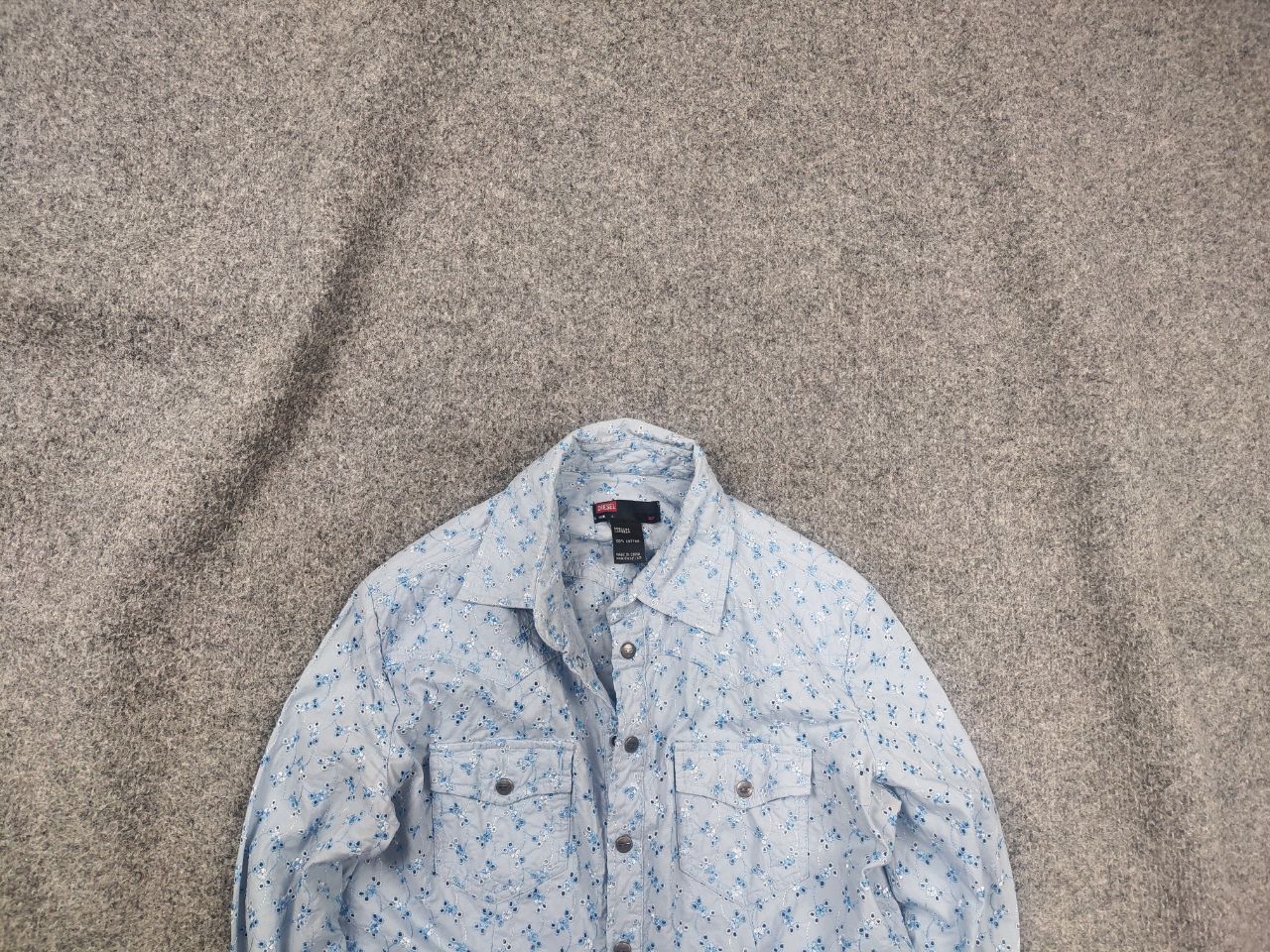 Diesel Vintage Diesel shirt Long sleeve embroidered flowers Y2k Size L / US 10 / IT 46 - 1 Thumbnail