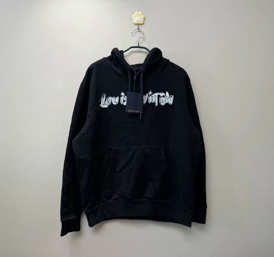 Louis Vuitton Louis Vuitton LV Paint Logo Hoodie Size US XL / EU 56 / 4 - 1 Thumbnail