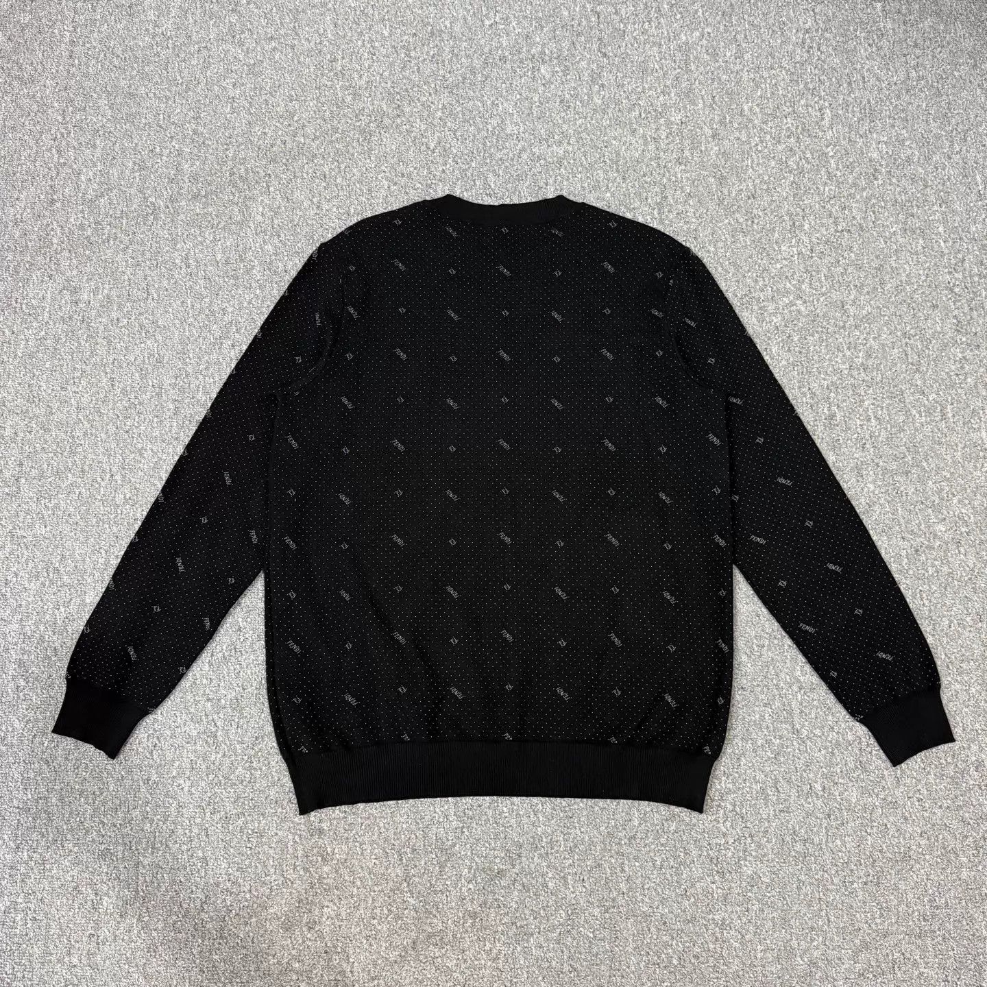 Fendi Fendi New Full Logo Knit Sweatshirt Size 52 95 New Size US L / EU 52-54 / 3 - 2 Thumbnail