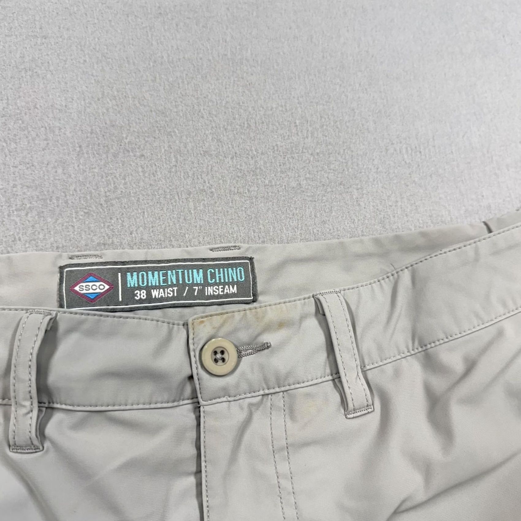 Vintage SSCO Shorts Mens 38 Beige Momentum Chino Microfiber 7 Inseam Lightweight Slim Front Zip Pockets Size US 38 / EU 54 - 2 Thumbnail