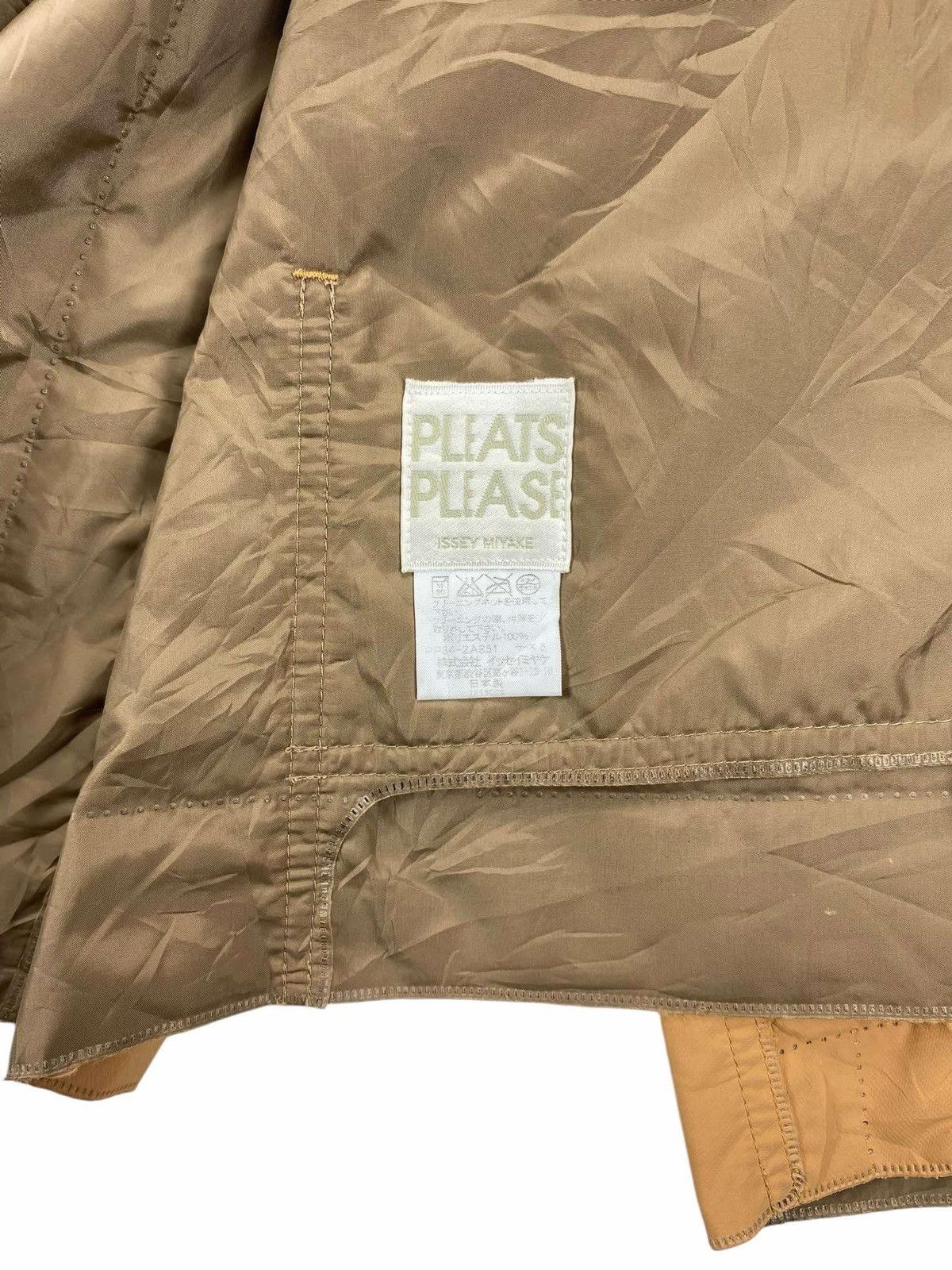 Issey Miyake × Pleats Please Issey Miyake PLEATS PLEASE Size US M / EU 48-50 / 2 - 10 Thumbnail