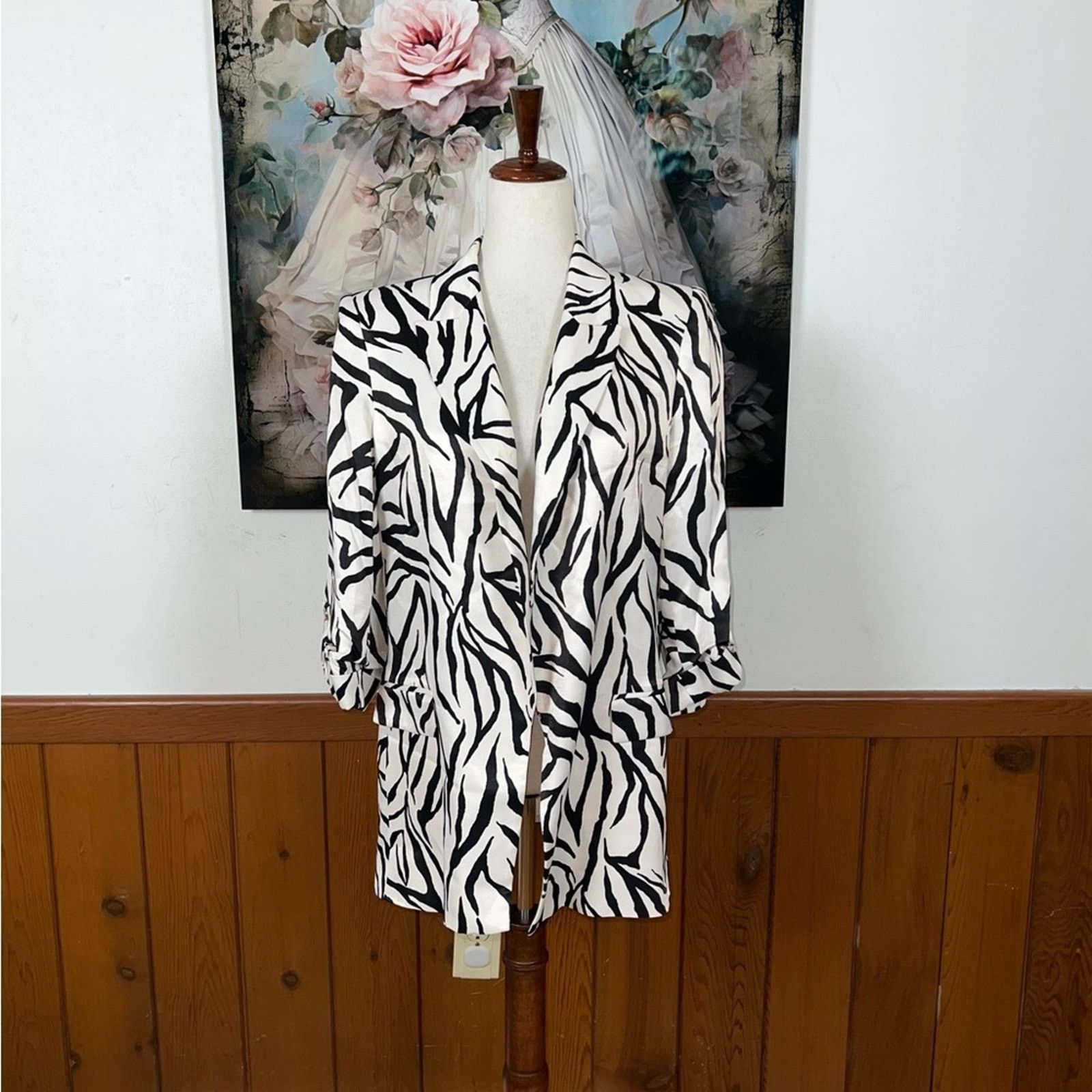 Zara Gorgeous Zara Satin Zebra Blazer! Size S / US 4 / IT 40 - 2 Thumbnail