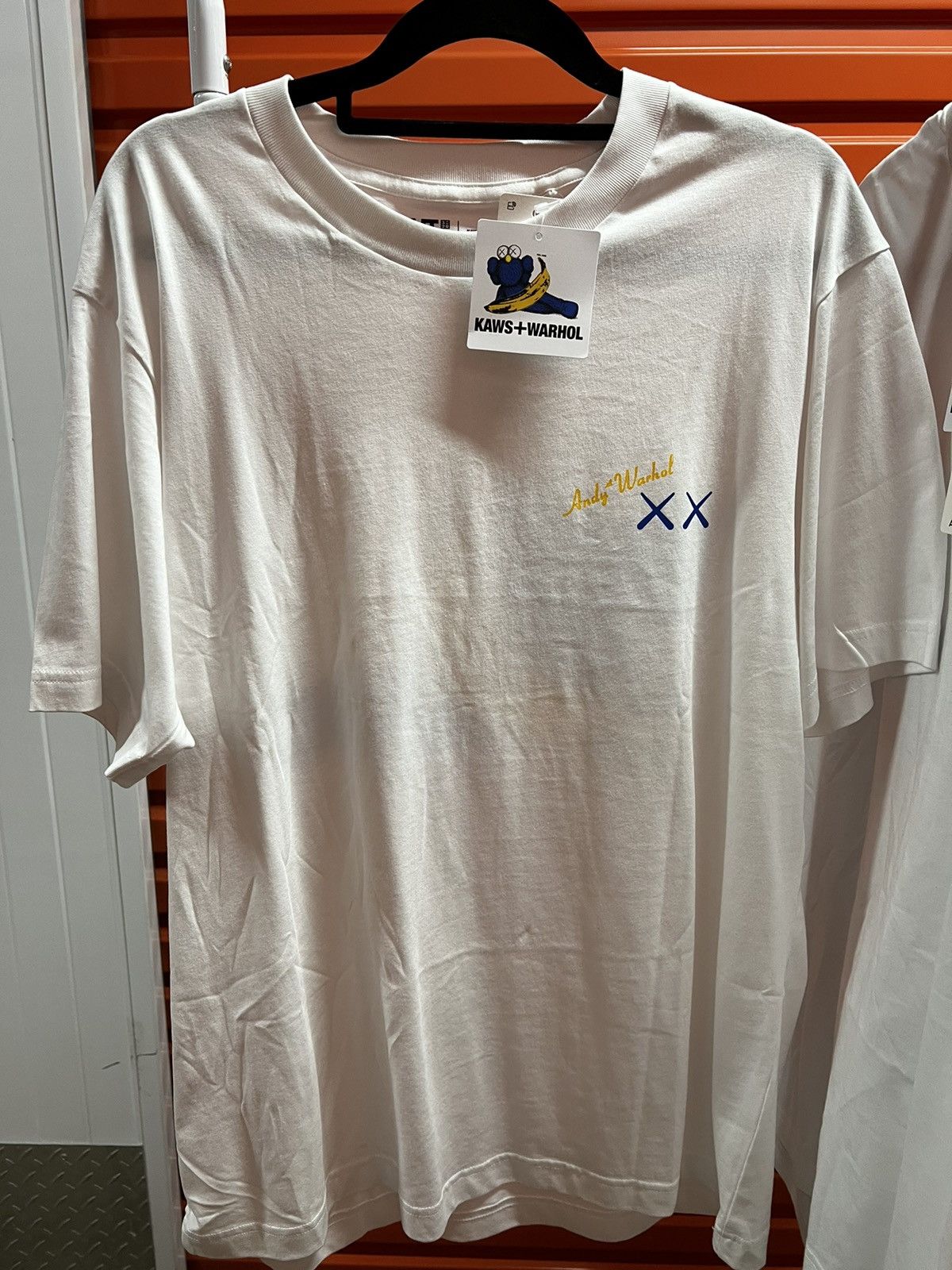 Andy Warhol × Kaws × Uniqlo Kaws Uniqlo Andy Warhol White Blue Banana Tshirt Size L Size US L / EU 52-54 / 3 - 4 Thumbnail