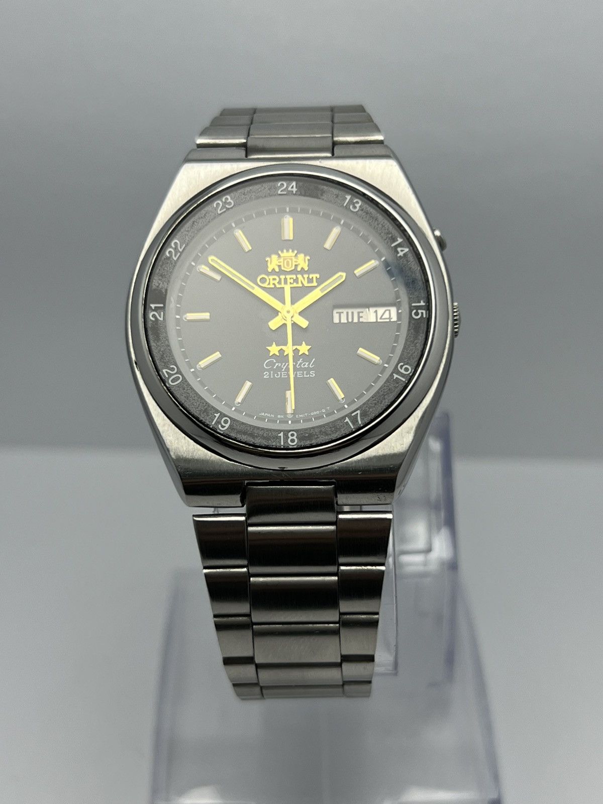 Orient Vintage Orient Automatic wrist Watch Day/Date Japan Size 36 - 2 Thumbnail