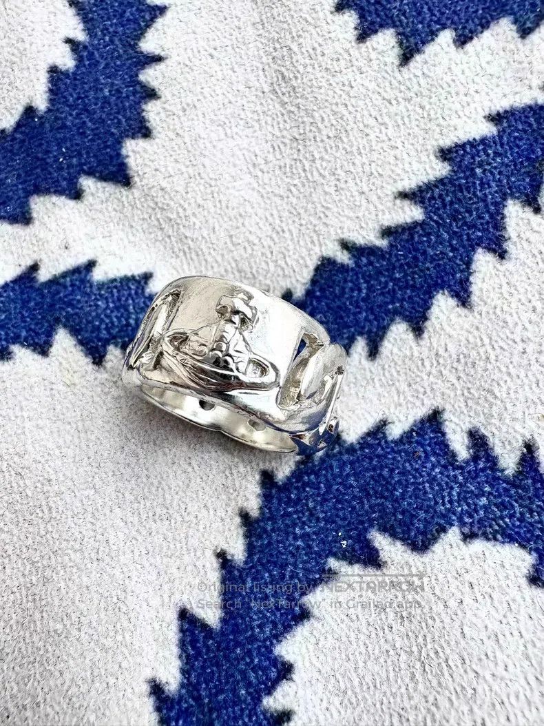 Vivienne Westwood Vivienne Westwood Large Saturn Cuban Link Ring Size ONE SIZE - 2 Thumbnail