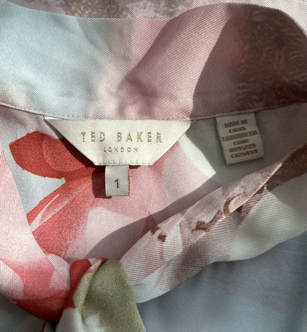 Ted Baker Ted Baker London Women's Blouse Shirt Size 1 Size S / US 4 / IT 40 - 7 Thumbnail