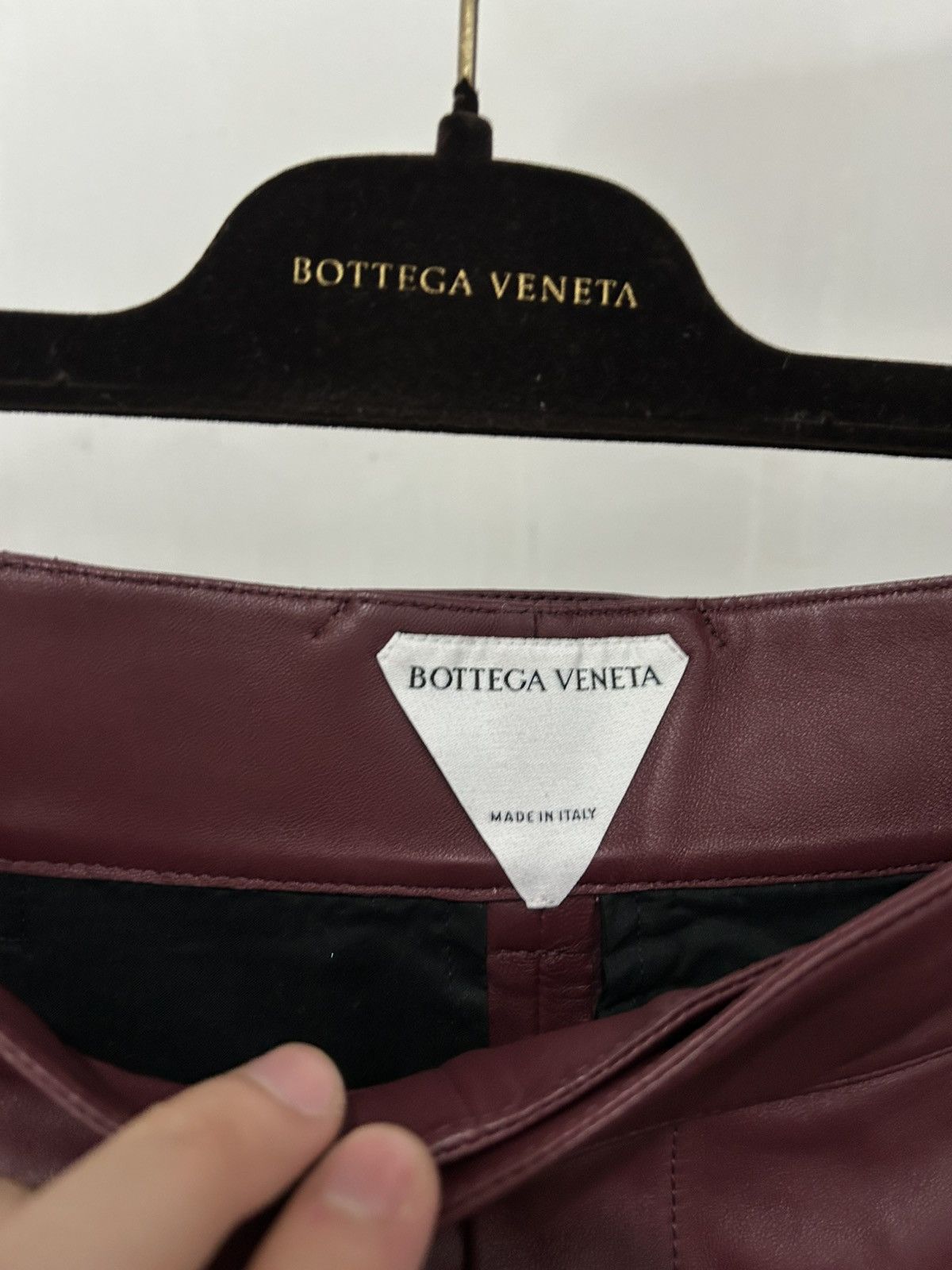 Bottega Veneta Bottega Veneta Lambskin Pleated Shorts Size US 27 - 5 Thumbnail