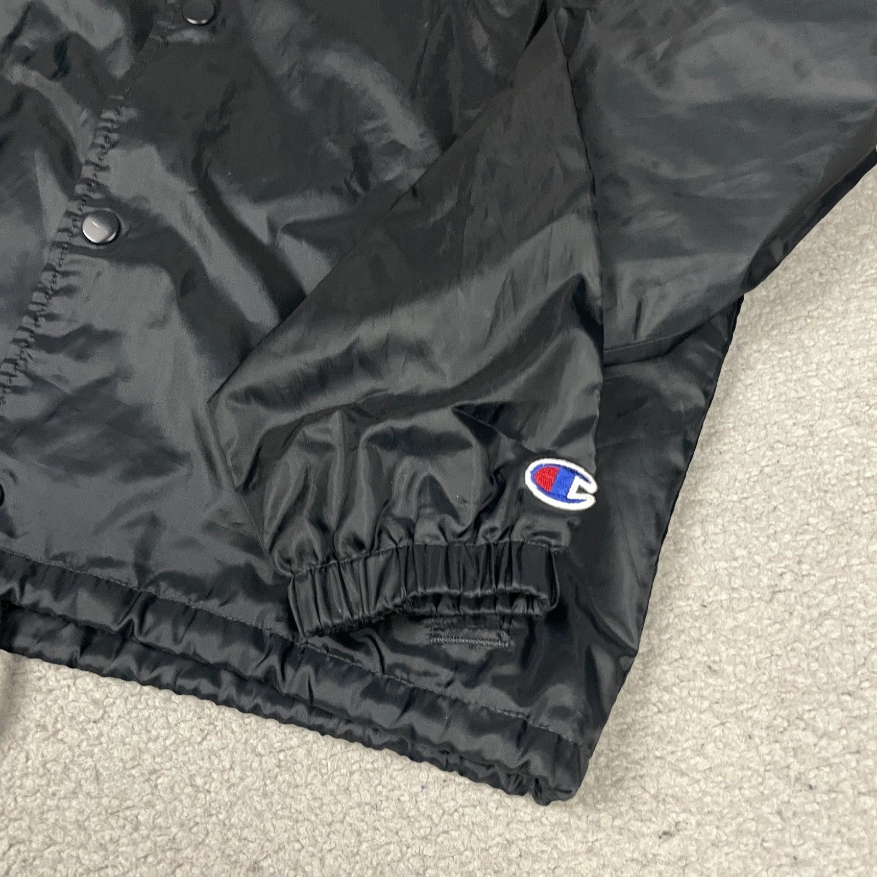 Champion Champion Jacket Women's M Black Crop Windbreaker Polyester Logo Zip Casual Outdoors Mens? Wait. Size M / US 6-8 / IT 42-44 - 5 Thumbnail