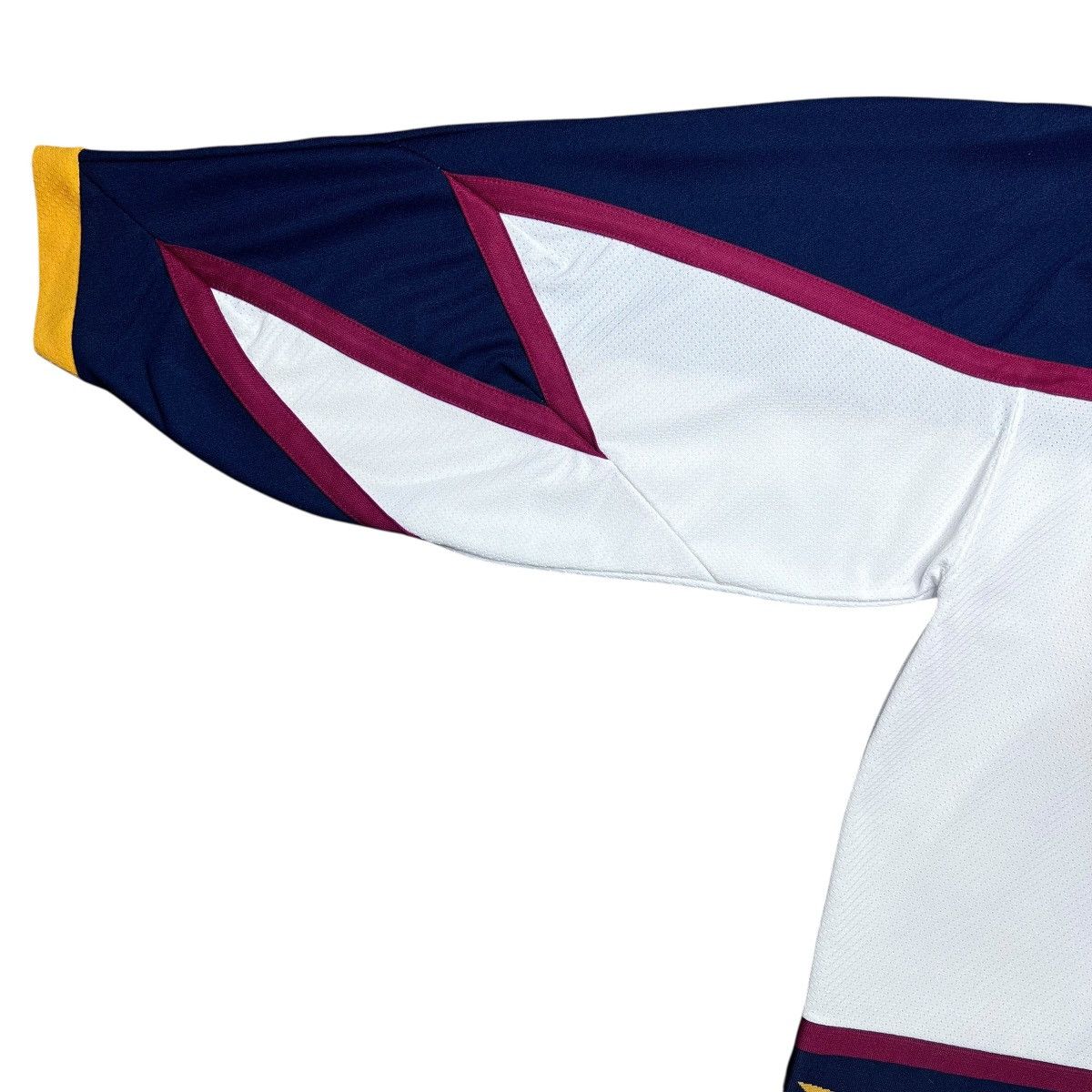 Ccm Vintage NHL Atlanta Thrashers CCM Men’s Hockey Jersey Sz M Size US M / EU 48-50 / 2 - 7 Thumbnail