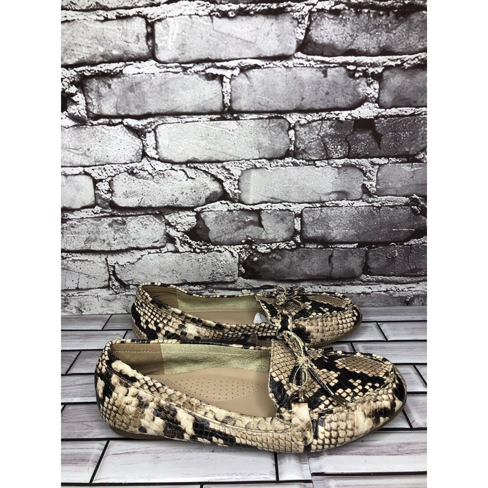 Aldo Aldo Cream Snake Skin Print Bow Leather Mocs Driving Shoes W Size US 7.5 / IT 37.5 - 3 Thumbnail