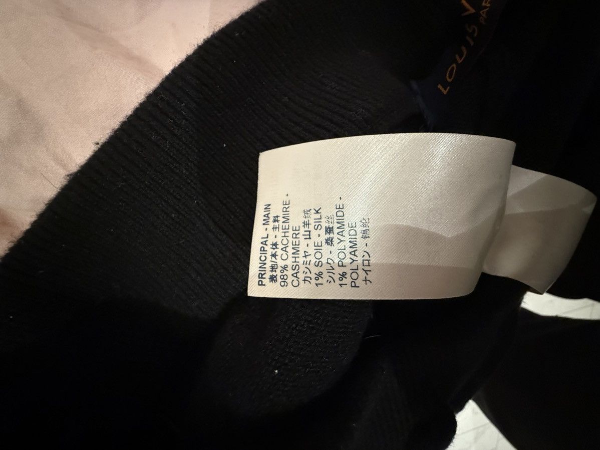 Louis Vuitton Louis Vuitton Inside-Out cashmere Trousers Size US 44 / EU 60 - 14 Thumbnail