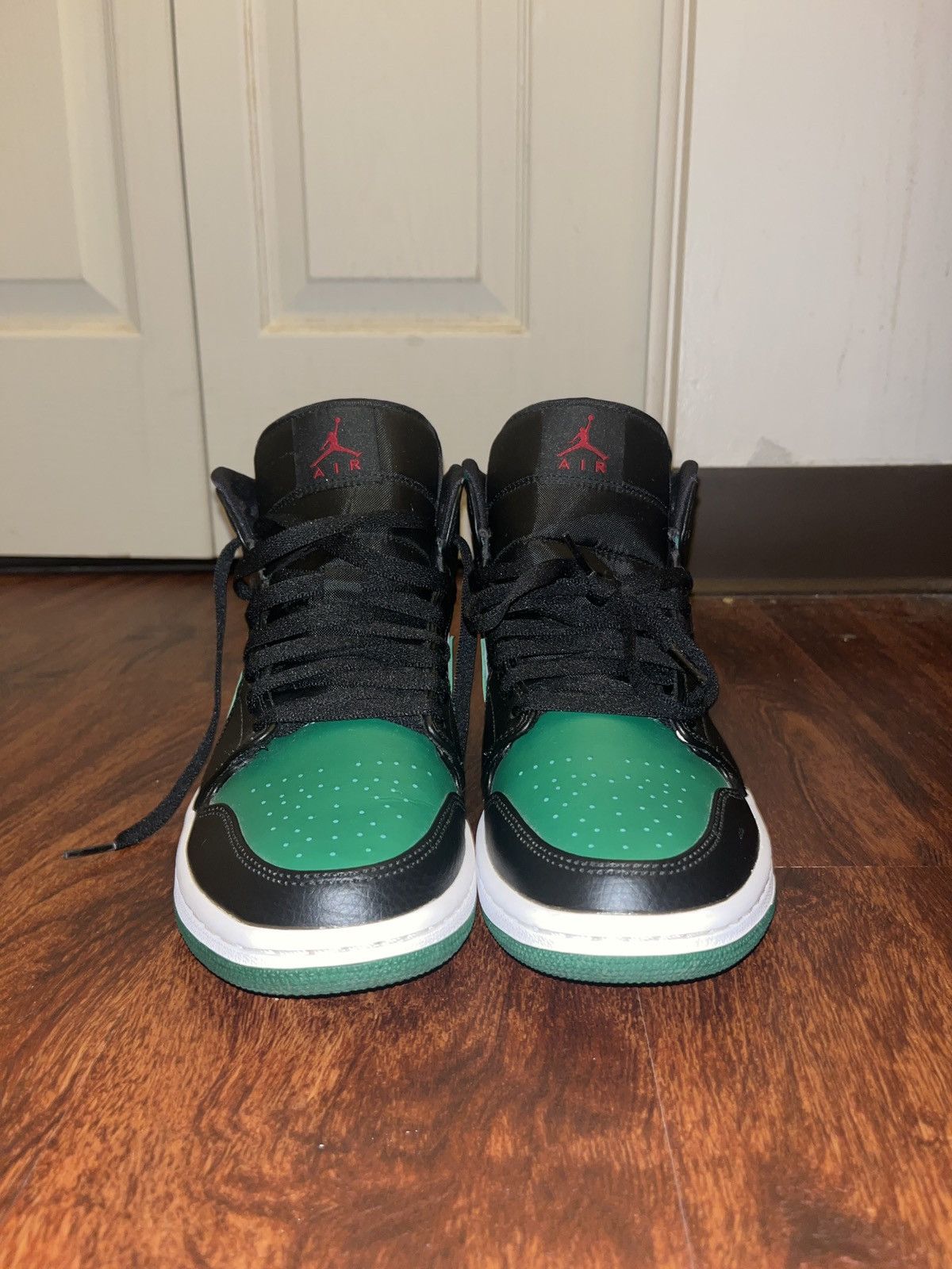 Jordan Brand × Nike Air Jordan 1 Size US 8.5 / EU 41-42 - 3 Thumbnail