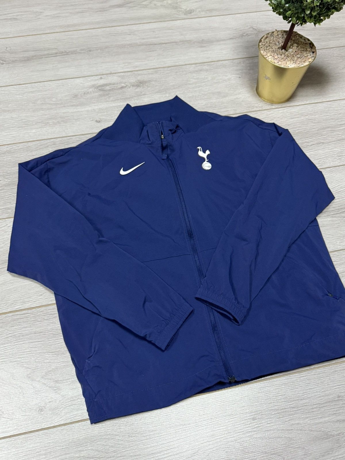 Nike Nike Tottenham vintage soccer track jacket windbreaker nylon Size US S / EU 44-46 / 1 - 6 Thumbnail