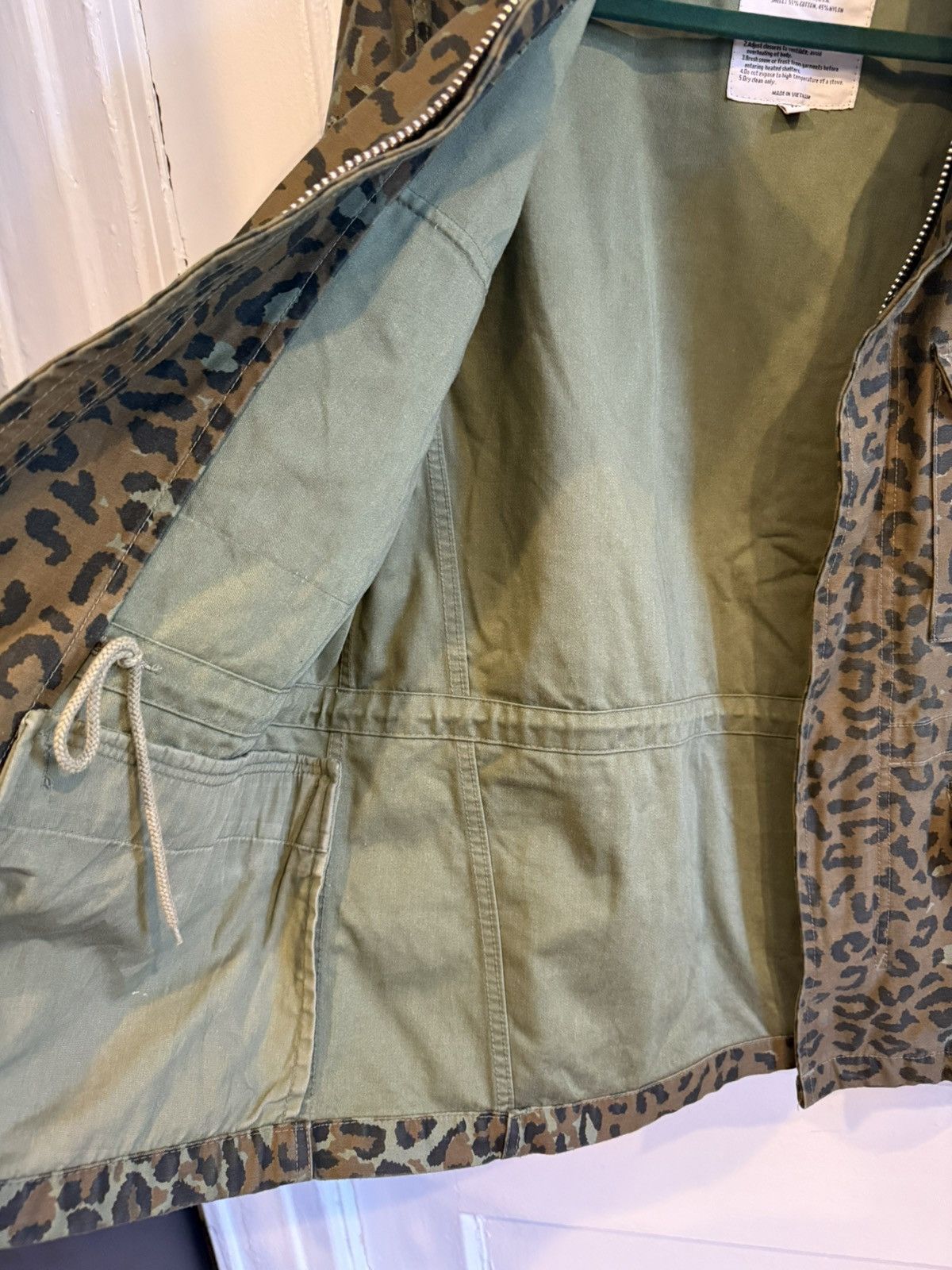 Supreme Supreme Medium S/S 2010 Leopard Military Jacket M-51 RARE Size US M / EU 48-50 / 2 - 10 Thumbnail