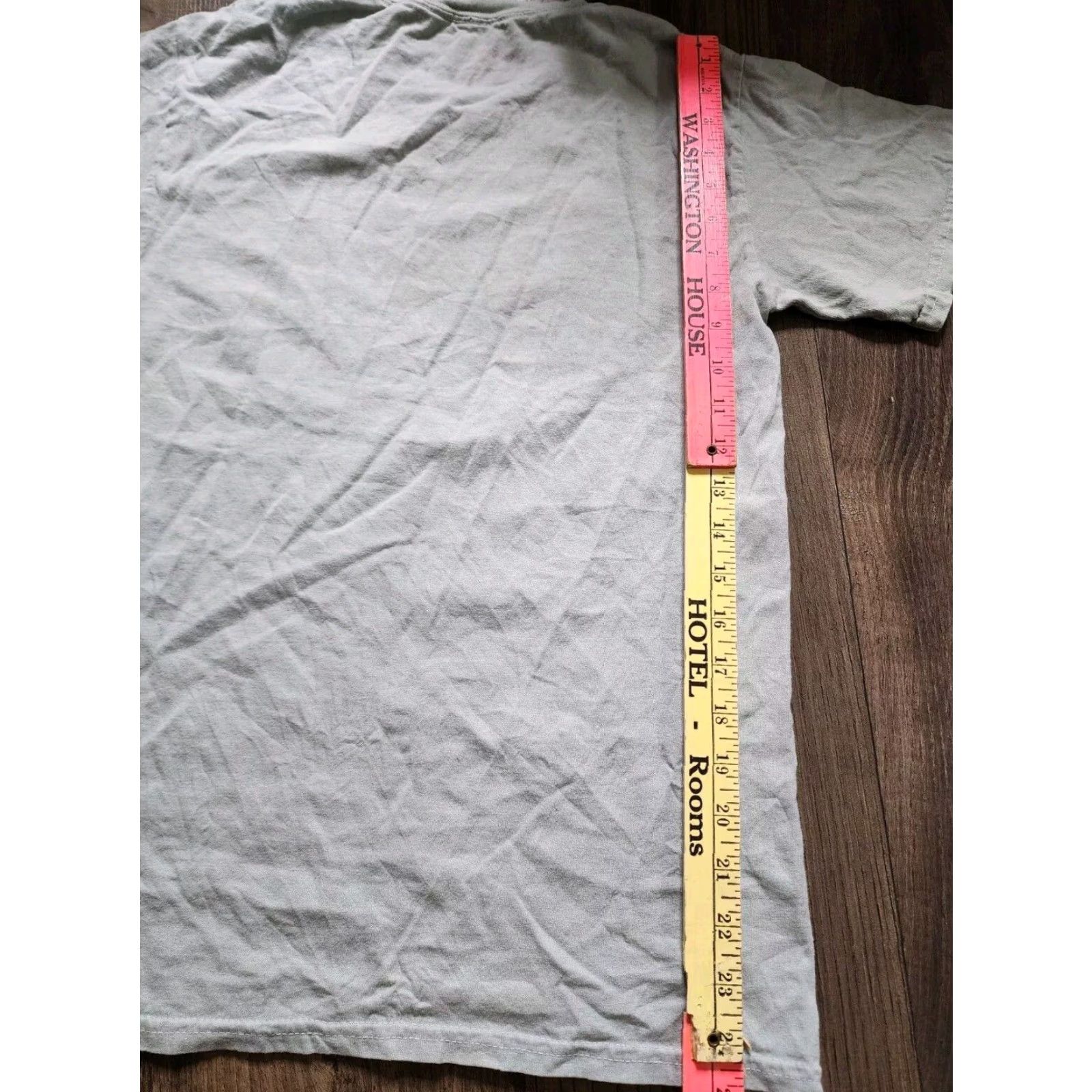 Vintage Billie Eilish Happier Than Ever 2021 Tour Green Short Sleeve T Shirt Mens Small Size US S / EU 44-46 / 1 - 2 Thumbnail