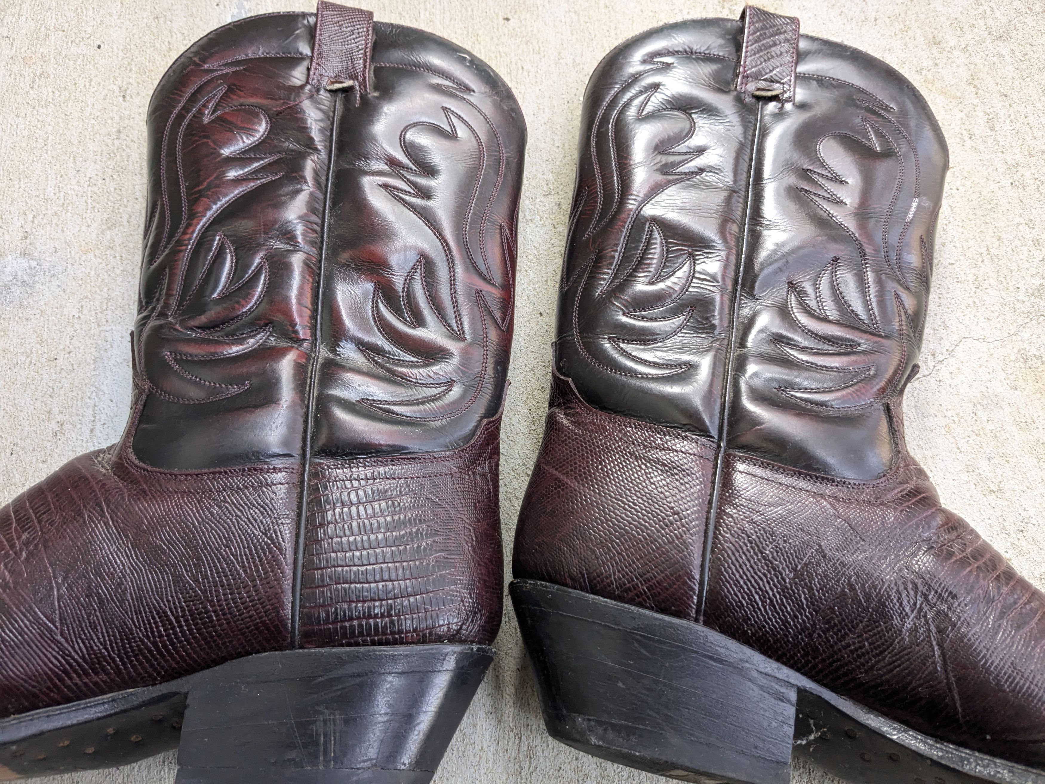 Genuine Leather Cuevas Boots Burgundy Faux Leather Mexico Size US 9.5 / EU 42-43 - 7 Thumbnail