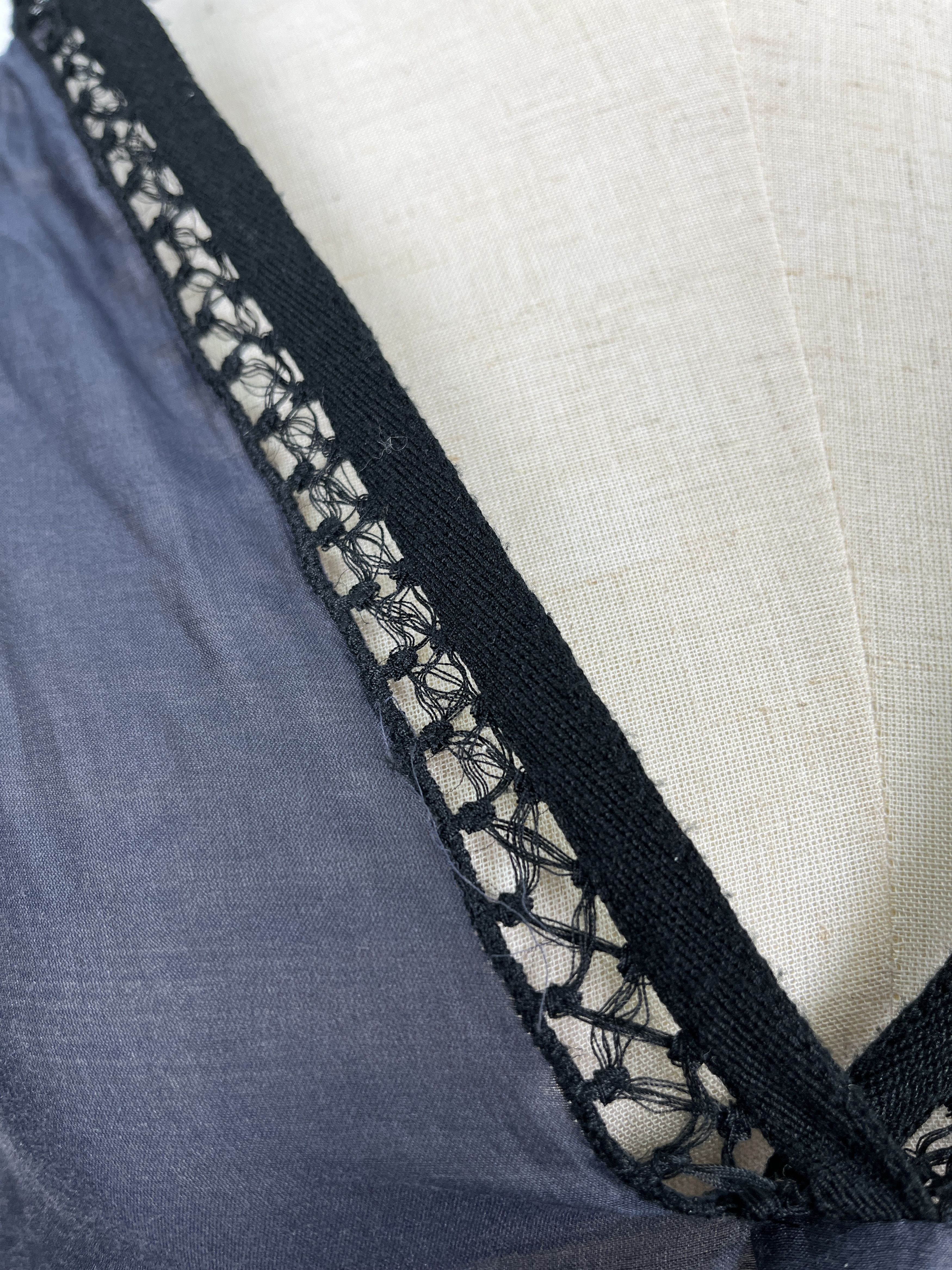 Gucci Gucci Black Sheer Cotton Blouse Size S / US 4 / IT 40 - 3 Thumbnail