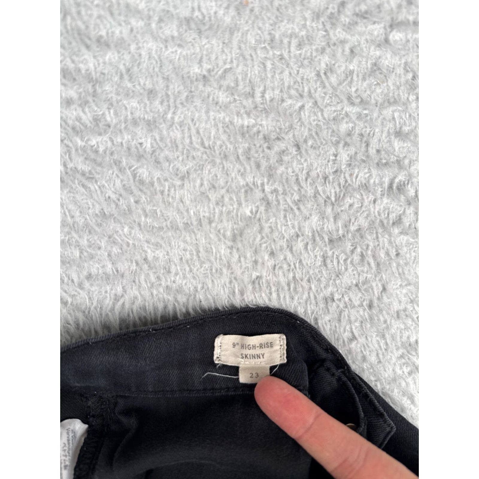 Madewell Madewell Jeans Women 23 Black Denim 9" High Rise Skinny Cotton Modal 22x26 Jeans Womens Black 90s Theme Size 40" / US 18 - 7 Thumbnail