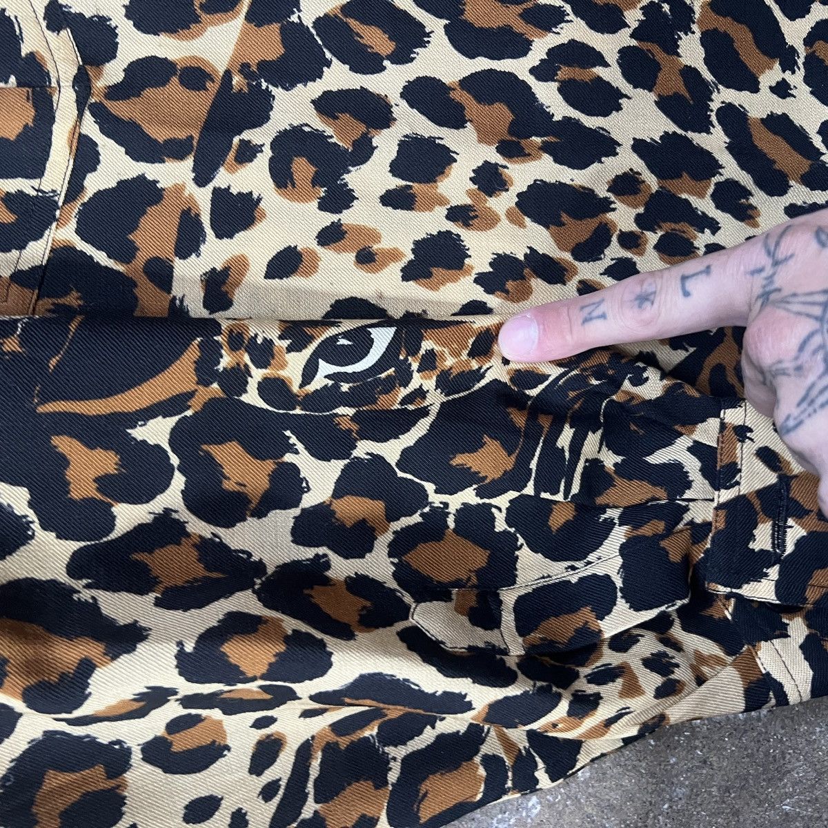 Saint Laurent Paris Saint Laurent FW 1986 Leopard Shirt Size US M / EU 48-50 / 2 - 4 Thumbnail