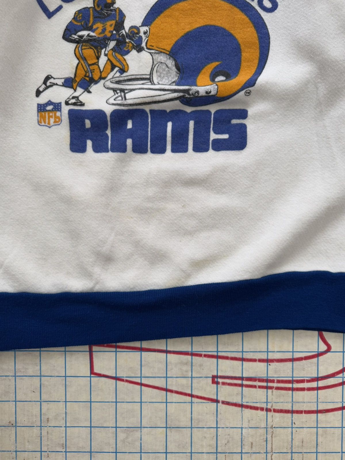 NFL × Vintage Vintage LA Rams Raglan Sleeve Crewneck Boys Kids Size Large Size US XXS / EU 40 - 5 Thumbnail
