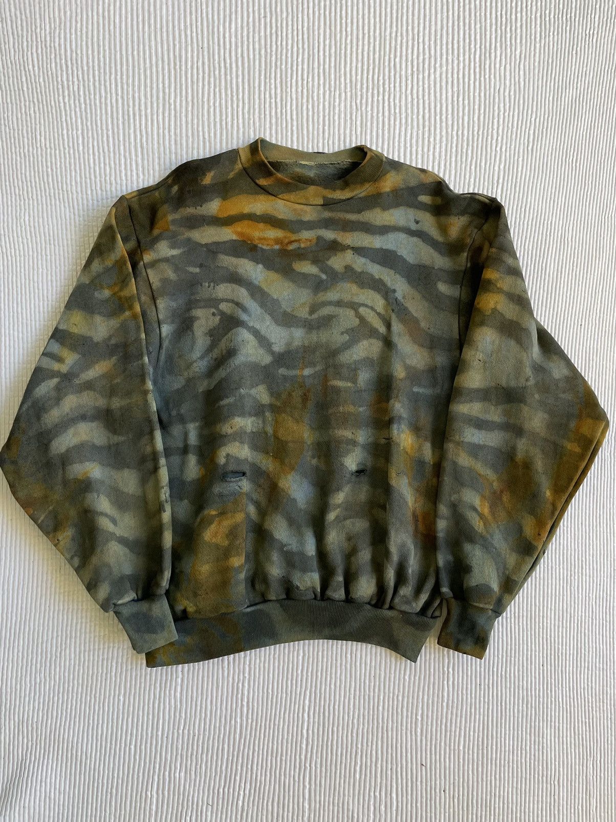 Handmade Rust Indigo Tiger Hand Camo Crewneck Size US L / EU 52-54 / 3 - 1 Thumbnail