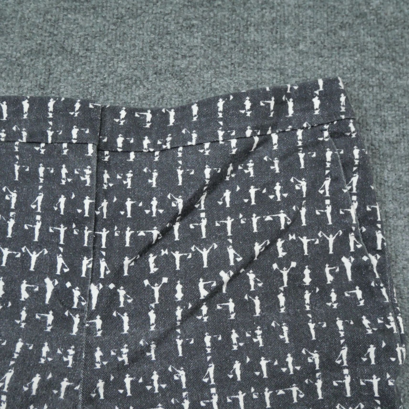 Max Mara VINTAGE Max Mara Pants Womens 14 Grey White Flag Cropped Made In Italy Trouser 34x25 Casual Solid 90s Art Flag Mens? Size 36" / US 14 / IT 50 - 4 Thumbnail