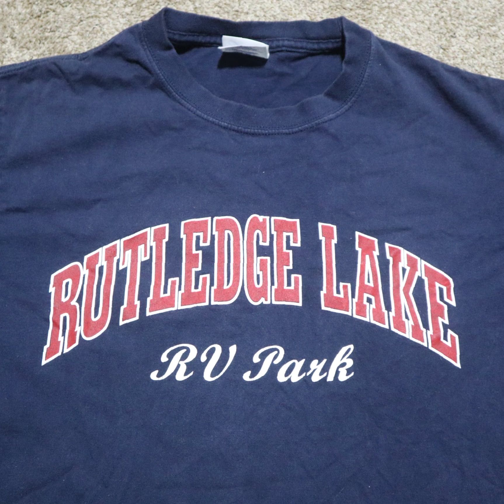 Vintage VINTAGE Rutledge Lake RV Park Blue Gift Tee Shirt Short Sleeve Adult Men's M Medium Size US M / EU 48-50 / 2 - 2 Thumbnail