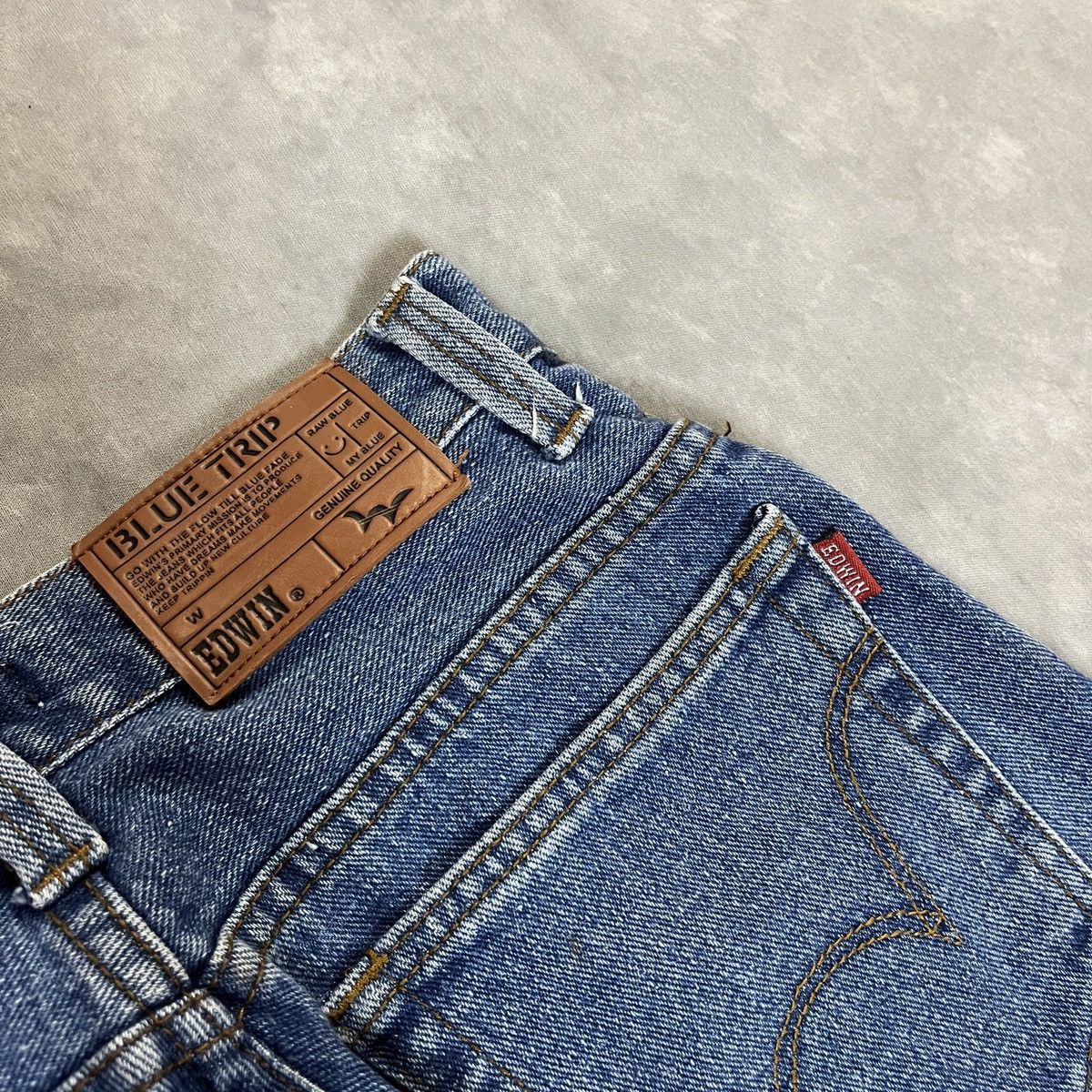 Edwin 2000s Edwin “Blue Trip” Studded Skull Denim – Y2K Punk Jeans Size US 28 / EU 44 - 3 Thumbnail