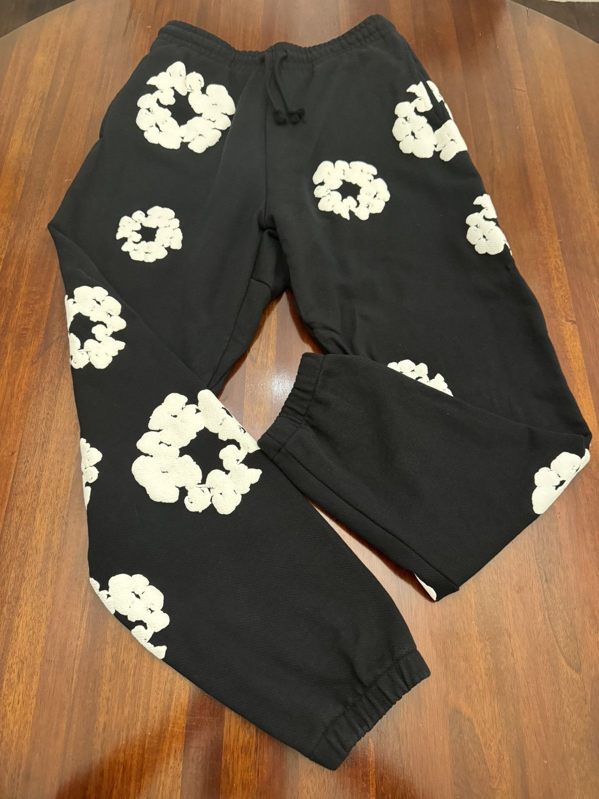 image of Denim Tears - The Cotton Wreath Sweatpant in Black, Men's (Size 32)