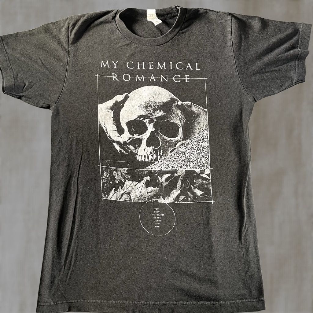 Olive My Chemical Romance Shirt Mens M Black Skull Lights You Make Live Forever T-Shirt M Mens SZ Size US M / EU 48-50 / 2 - 1 Thumbnail