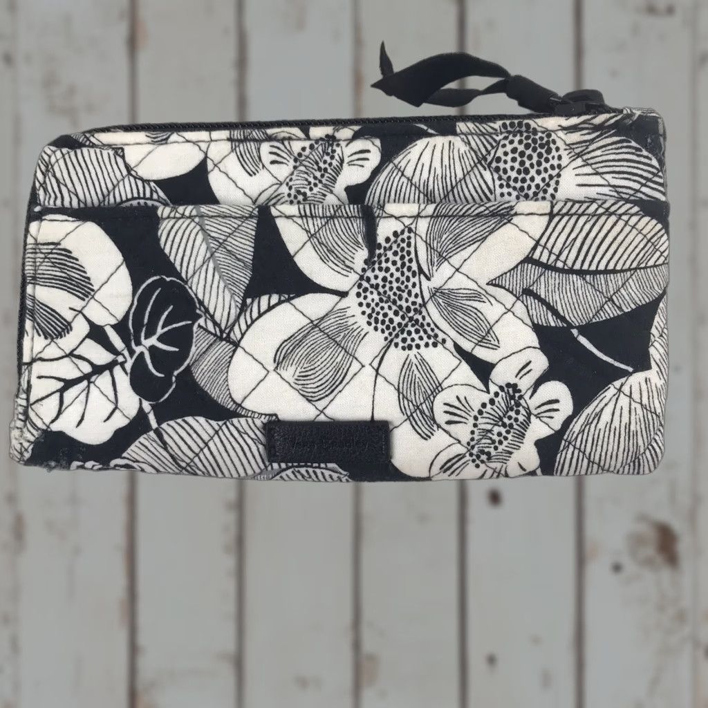 Vera Bradley Vera Bradley Black/White Floral Zip Around Wallet Size ONE SIZE - 1 Thumbnail