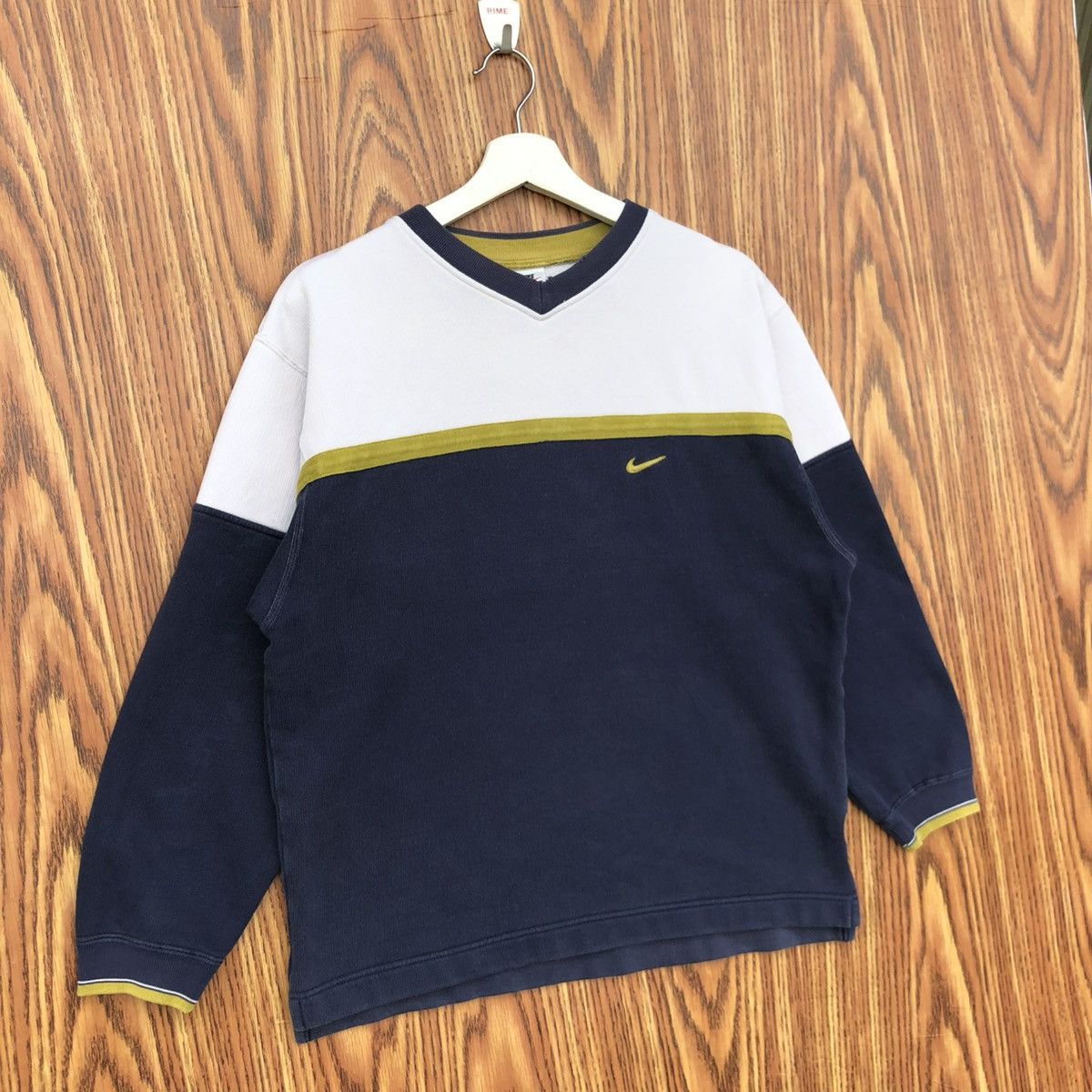 Vintage Nike Sportswear Swoosh Pullover