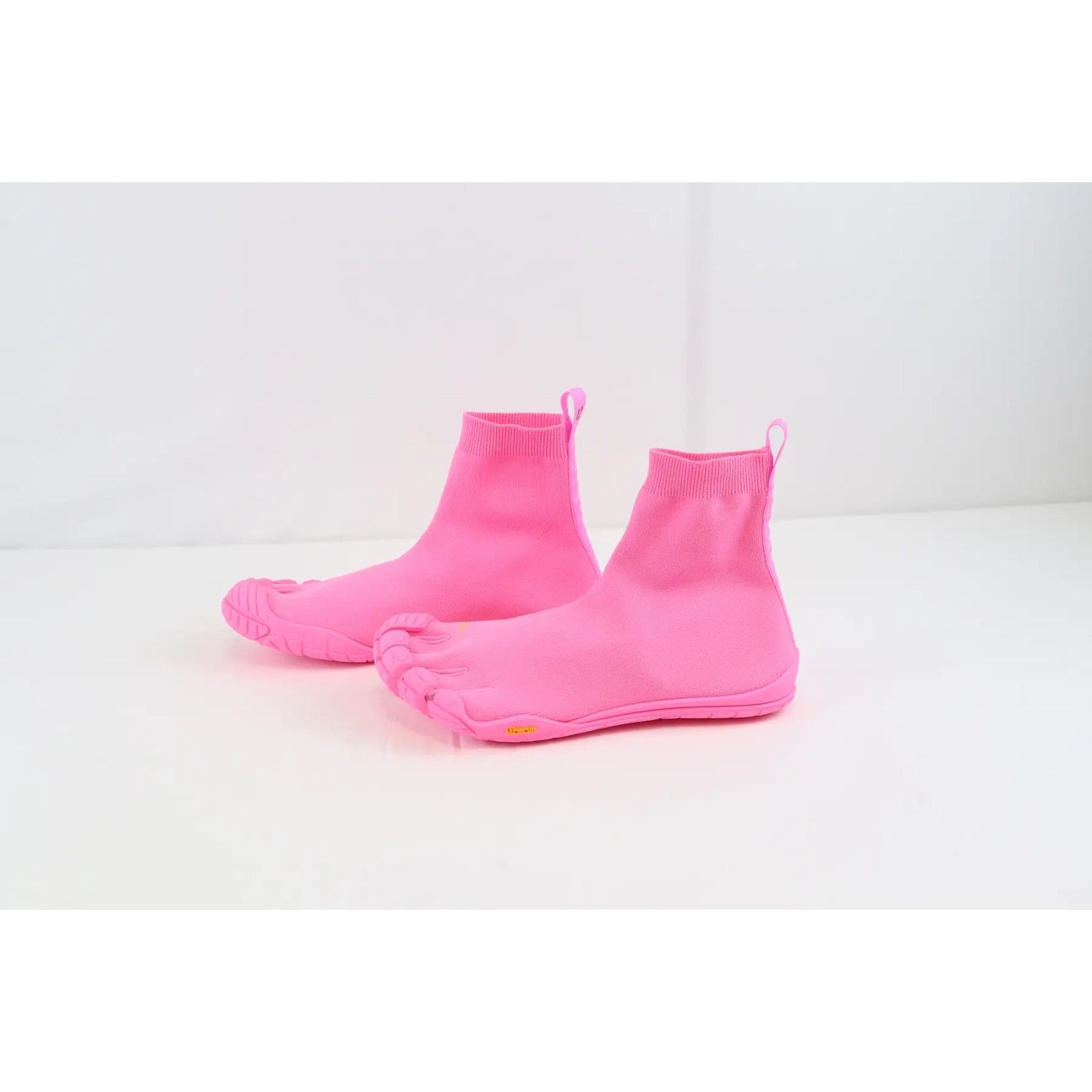 Balenciaga o1rshd1 Five Flex Toe Socks Sneakers in Pink Size US 9 / IT 39 - 8 Thumbnail