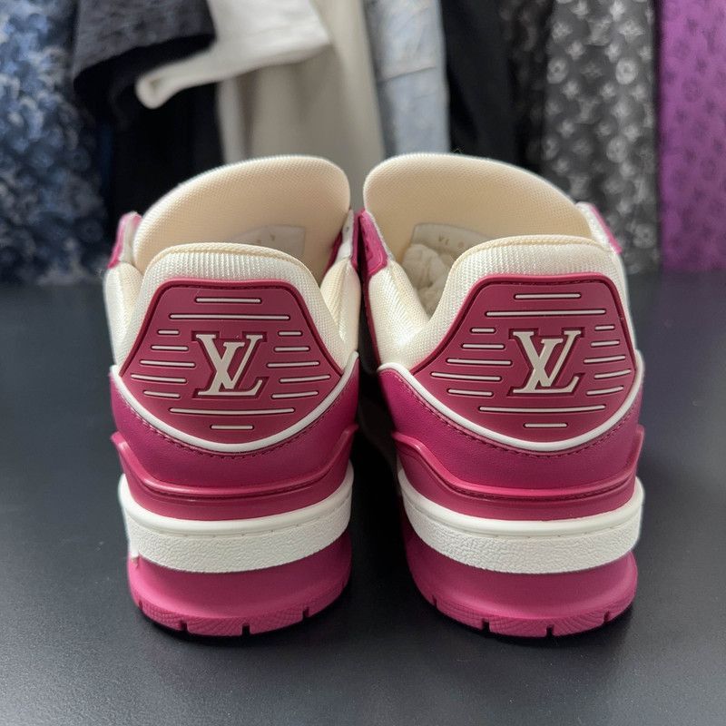 Louis Vuitton Louis Vuitton Stylish Low-top Sneakers in White and Purple Size US 5.5 / EU 38 - 3 Thumbnail