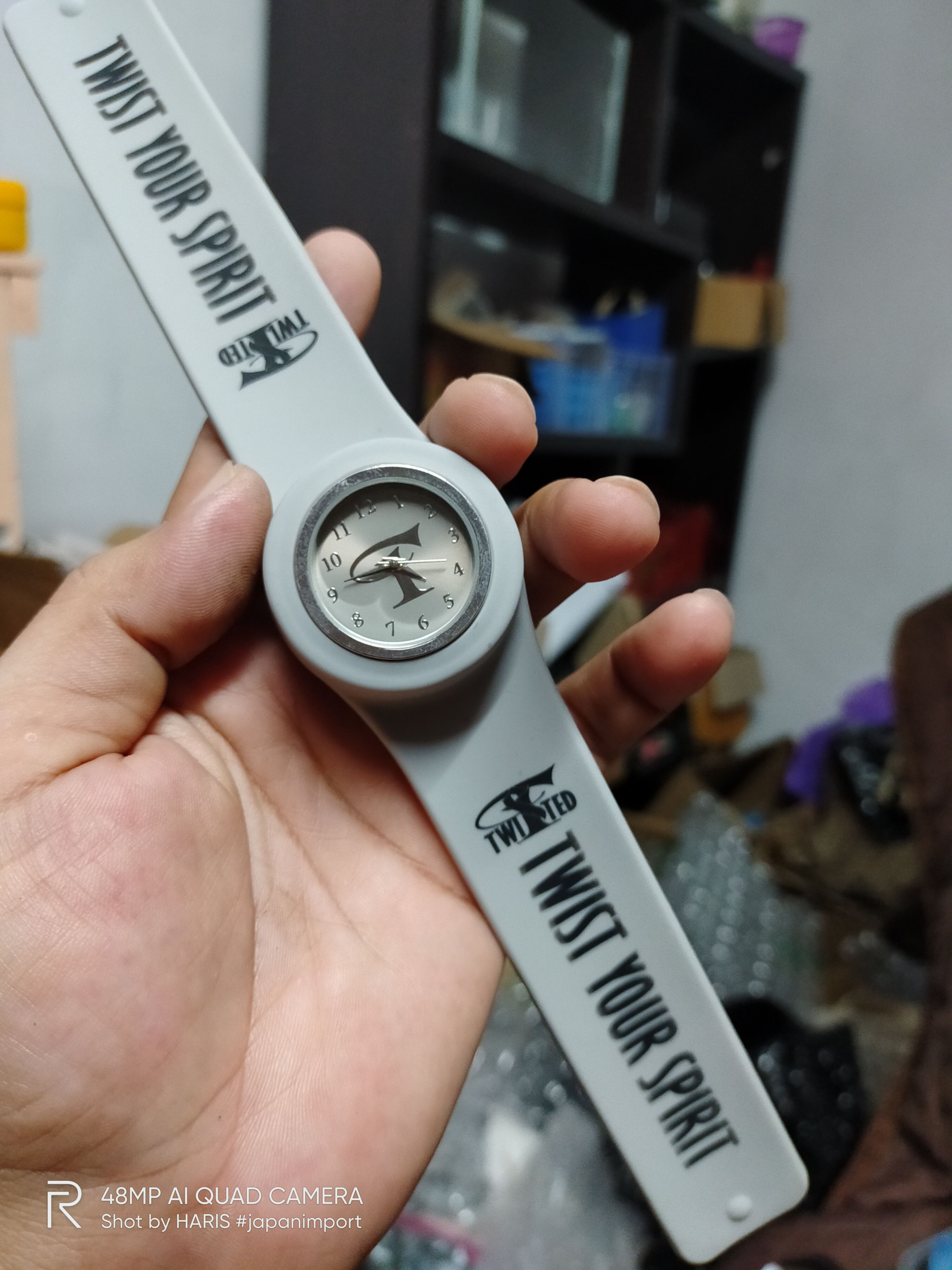 Japanese Brand TWISTED 💥TWIST YOUR SPIRIT (FLAP WATCH STRAP) Size ONE SIZE - 4 Thumbnail