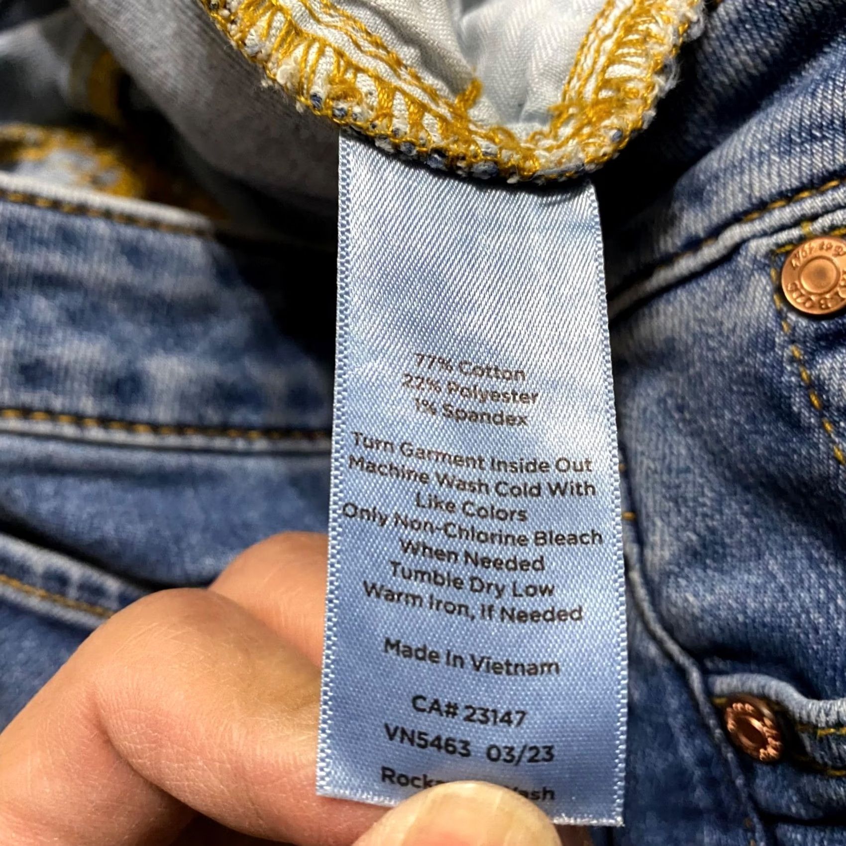 Talbots Talbots Jeans Slim 5-Pocket Denim Blue Medium Wash Mid Rise 10 Regular Adults Womens Bg 27in Inseam XS? Size 32" / US 10 / IT 46 - 4 Thumbnail