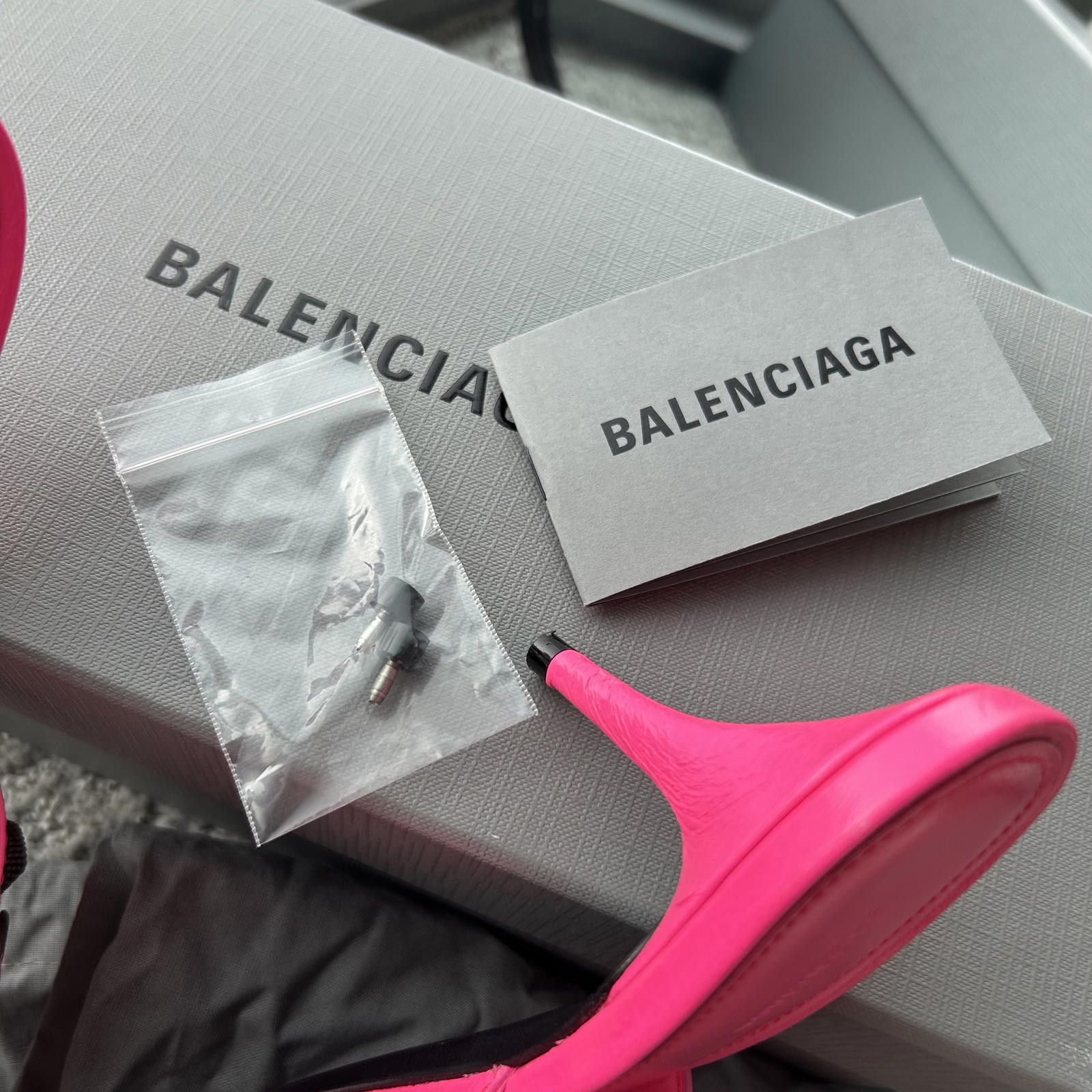 Balenciaga Balenciaga Fluo Pink Cage Mule M70 Heels Size 38 Size US 8 / IT 38 - 8 Thumbnail