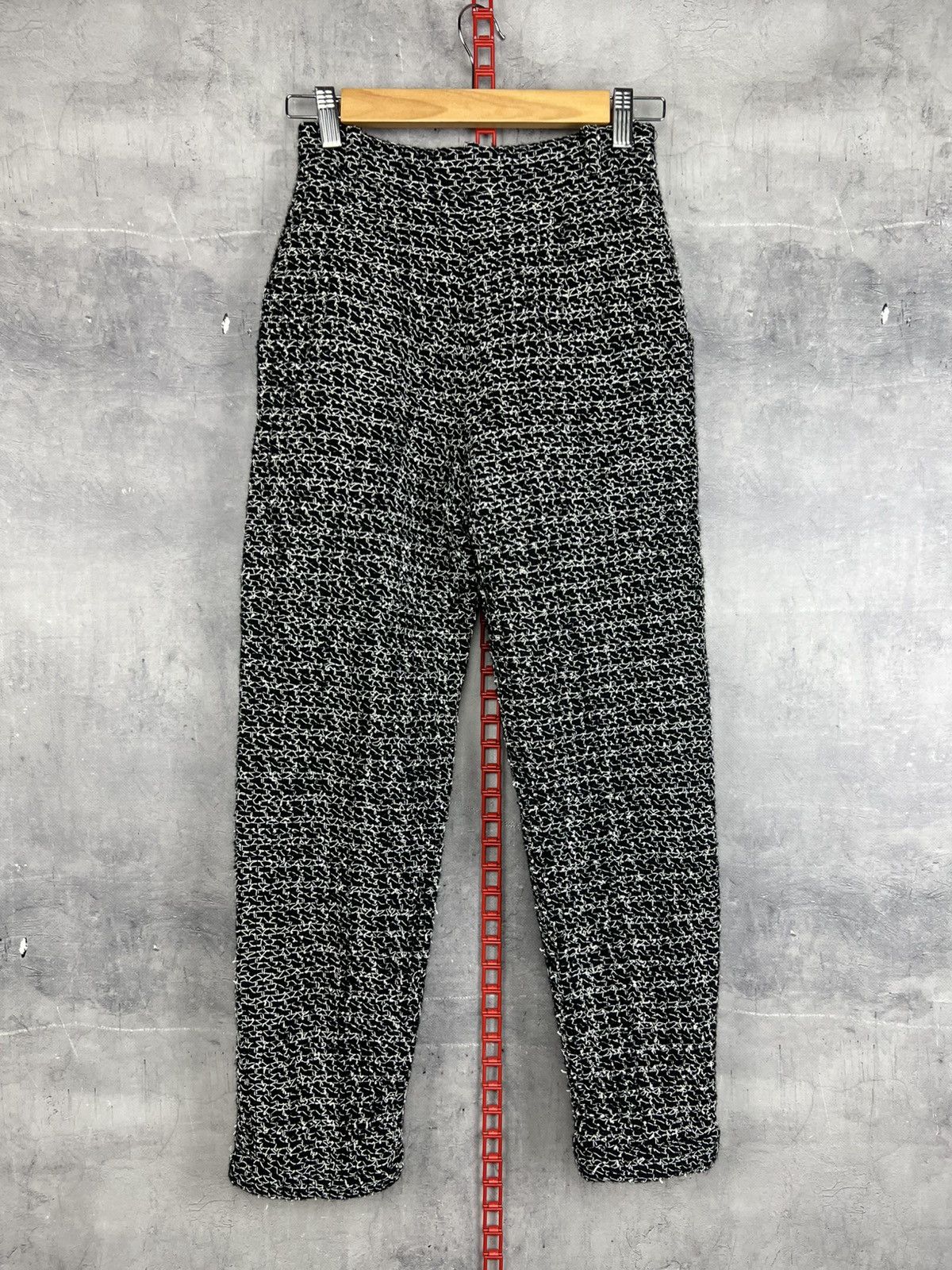 Chanel Chanel Wool Black Women’s Pants P11201V06481 Size 27" / US 4 / IT 40 - 2 Thumbnail