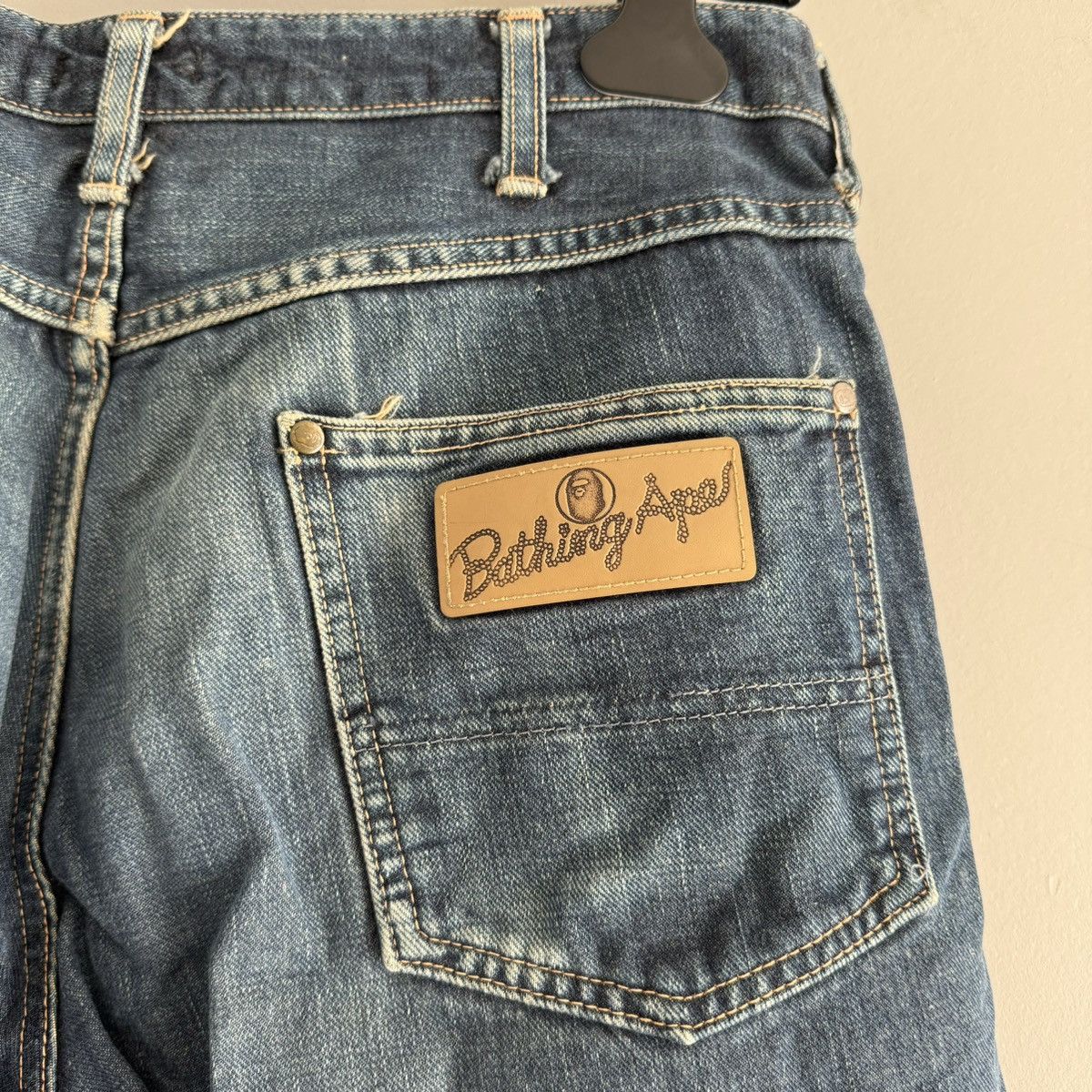 Bape OG BAPEXCLUSIVE Painted Logo Denim Jeans Size US 34 / EU 50 - 5 Thumbnail