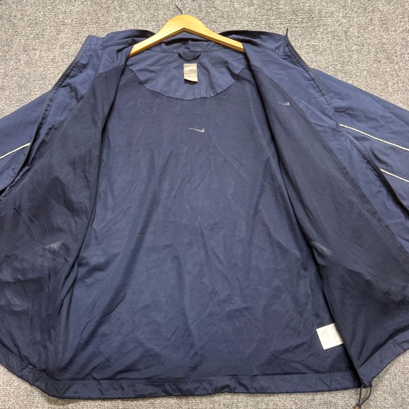 Nike VTG Nike Windbreaker Jacket 2XL Navy Blue Fullzip Striped Nylon Mens Size US XXL / EU 58 / 5 - 4 Thumbnail