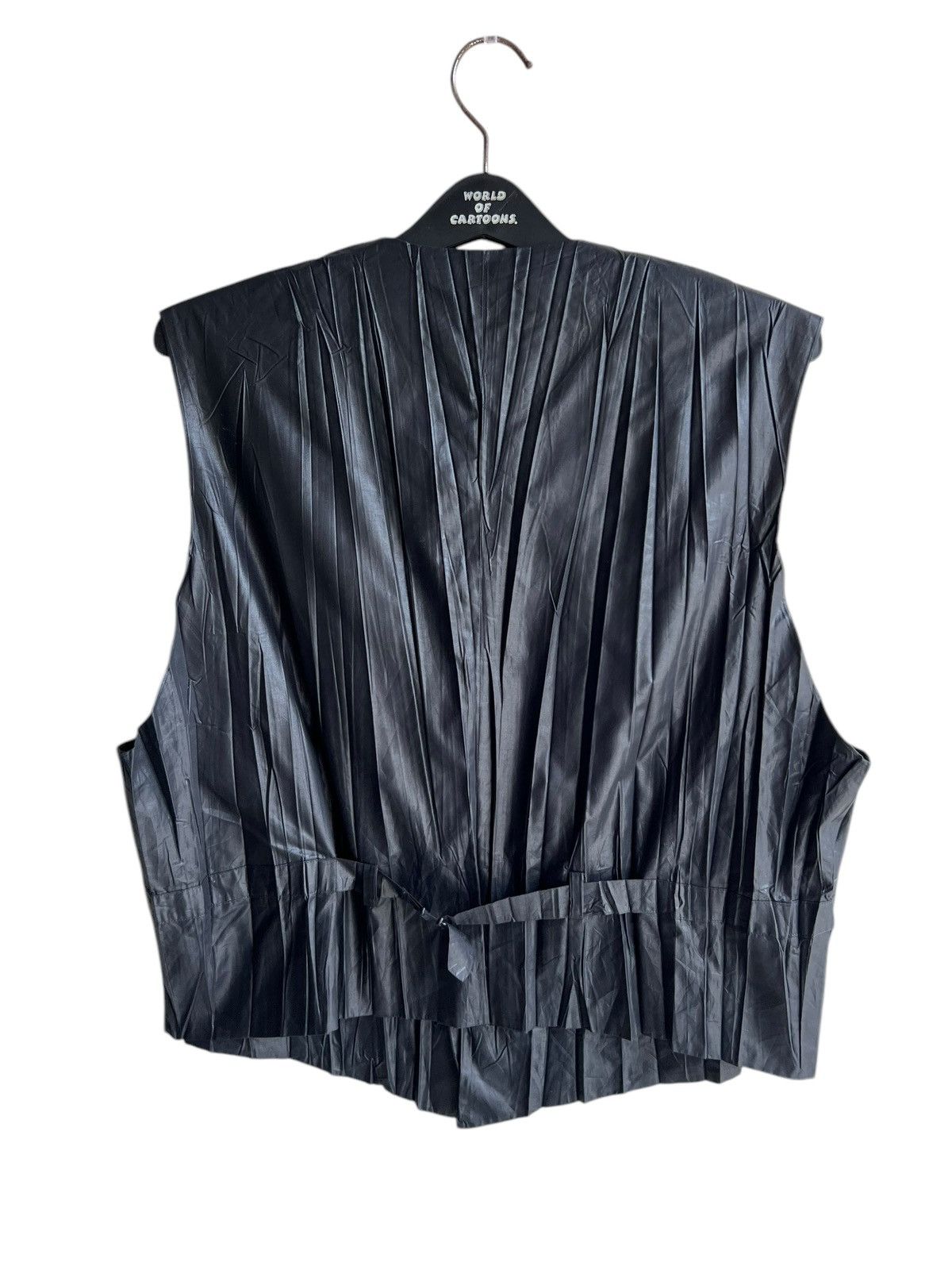Issey Miyake Vintage Issey Miyake Men Pleated Vest Black Size US M / EU 48-50 / 2 - 19 Thumbnail