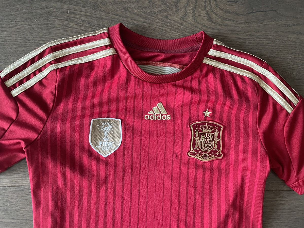 Adidas Adidas FIFA World Cup 2010 Champions Spain Youth Jersey. Size US M / EU 48-50 / 2 - 2 Thumbnail