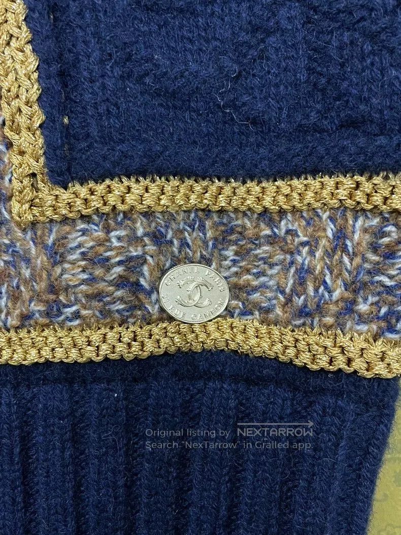 Chanel Chanel Blue Gold Double C Knit Sweater . Size US M / EU 48-50 / 2 - 2 Thumbnail