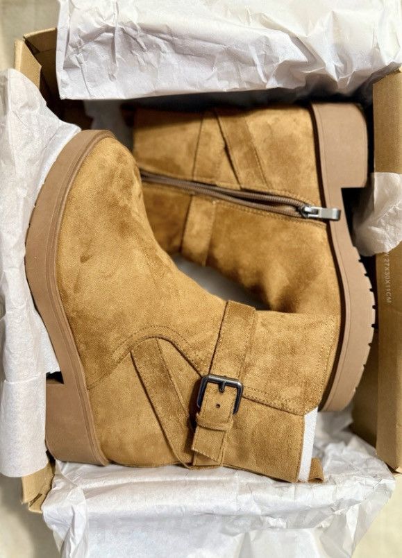 Other Cushionaire “Houston” Bootie – Whiskey Suede – Size 6M – NIB Size US 6 / IT 36 - 1 Thumbnail