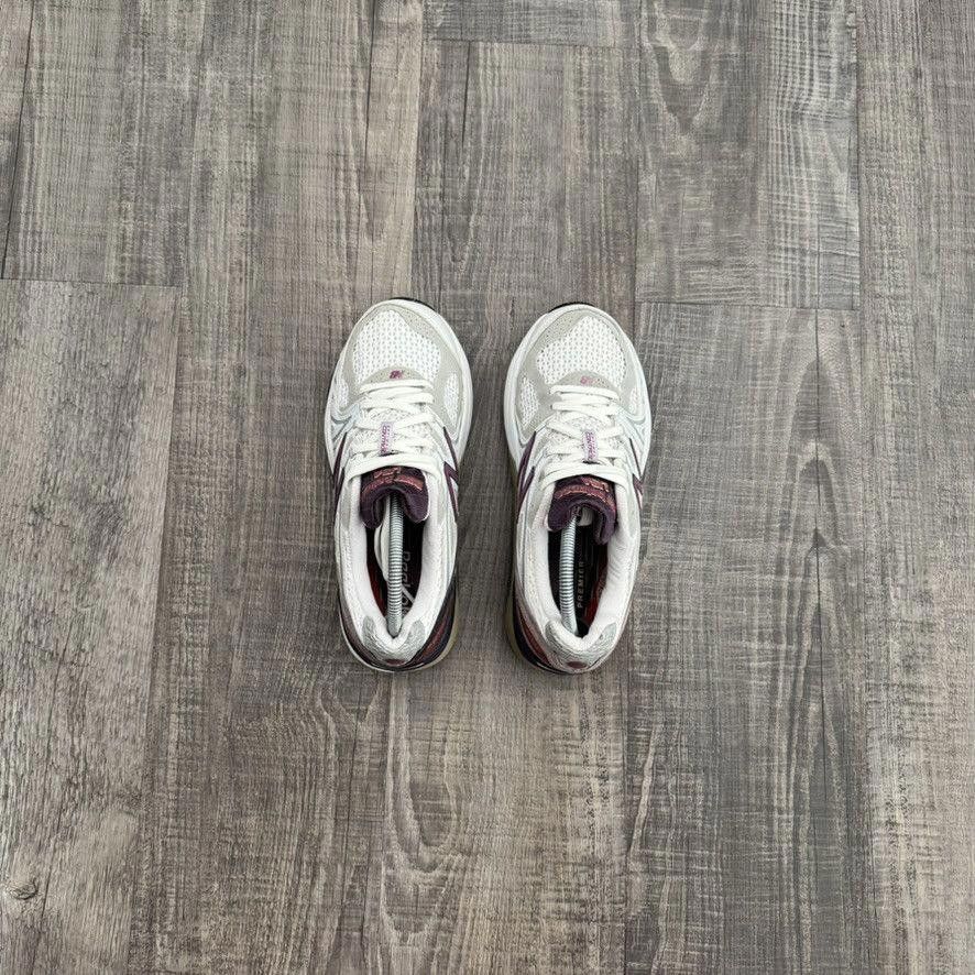 New Balance NEW BALANCE • WMNS MiUSA 1540v1 (7.5M) Size US 7.5 / EU 40-41 - 12 Thumbnail